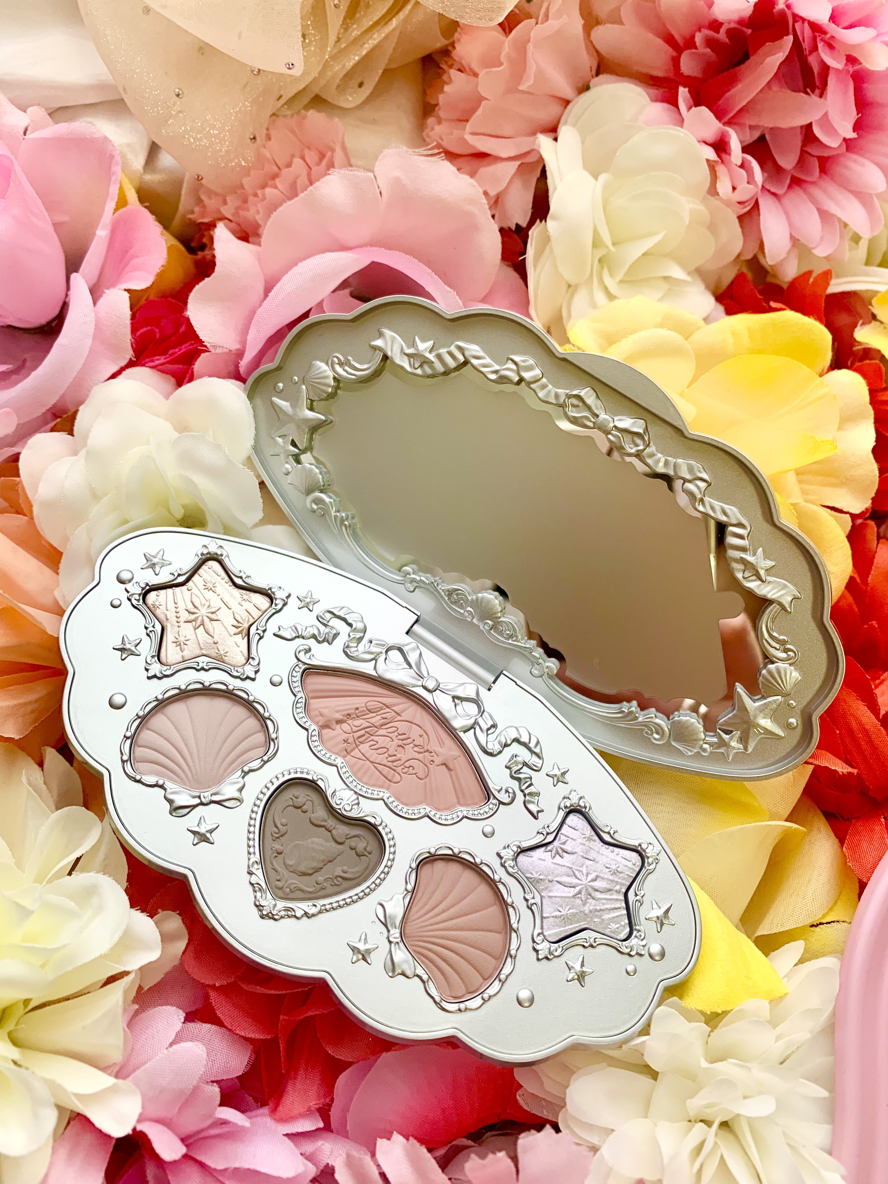 シェルズジュエルコレクション 6色アイシャドウパレット/FlowerKnows/アイシャドウパレットを使ったクチコミ（2枚目）