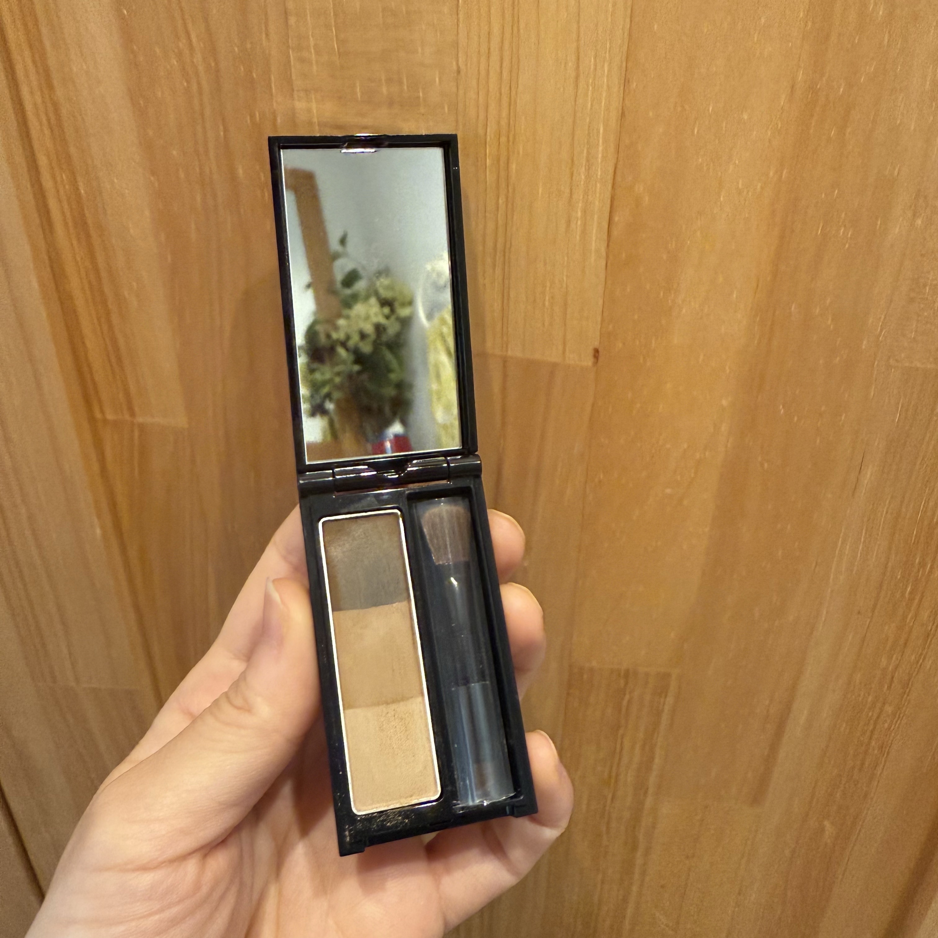 ケイト デザイニングアイブロウ3D/KATE/パウダーアイブロウを使ったクチコミ（2枚目）