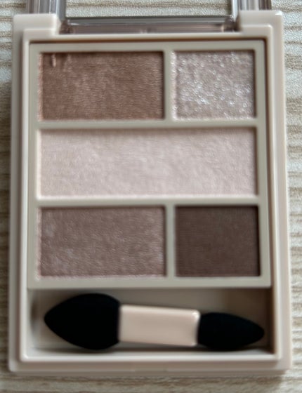 Mei@フォロバ100 on LIPS 「ViseeダブルムードアイズBR-1カシミアムード美容液成分配..」(1枚目)