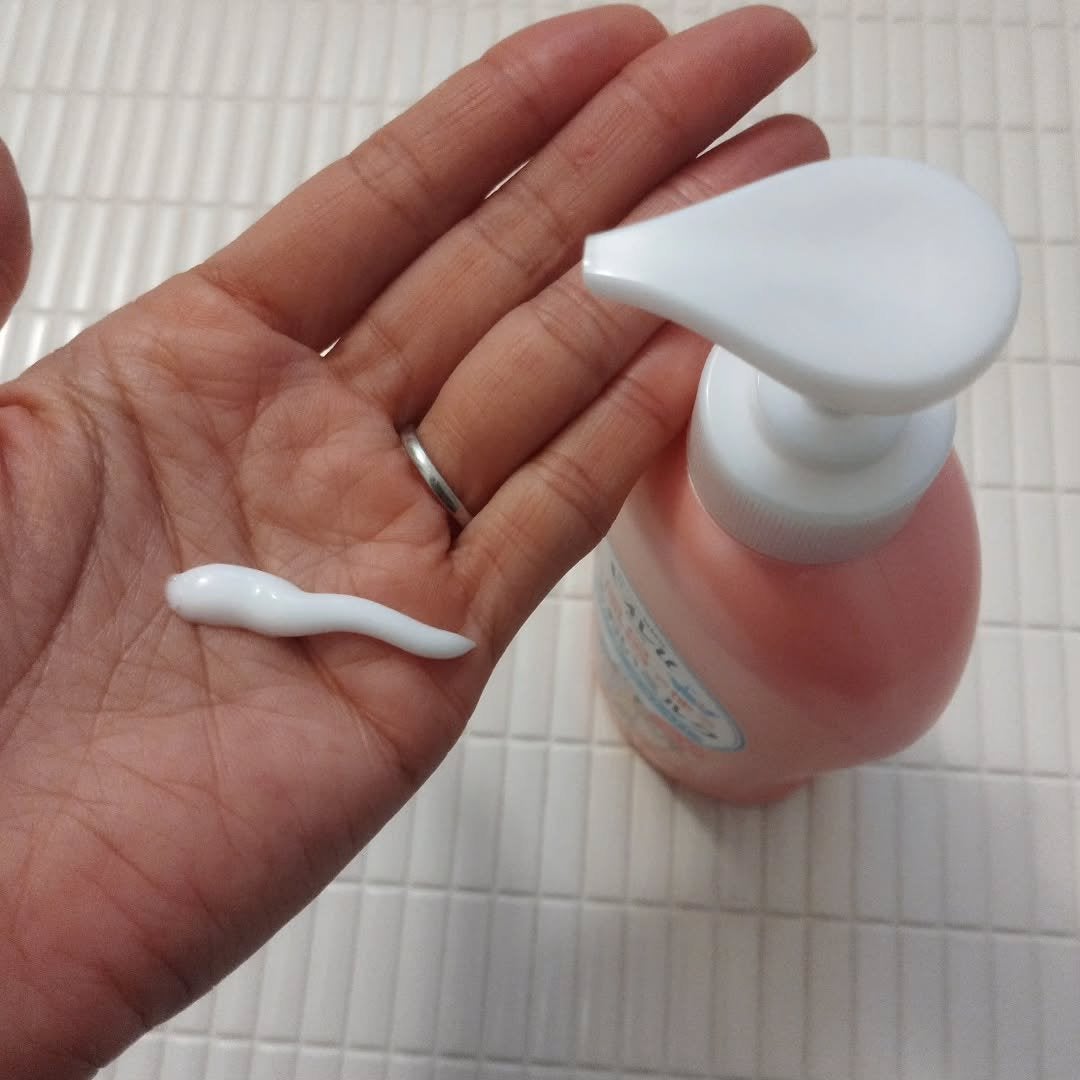 お風呂で使う うるおいミルク やさしいフローラルの香り/ビオレu/ボディミルクを使ったクチコミ(2枚目)