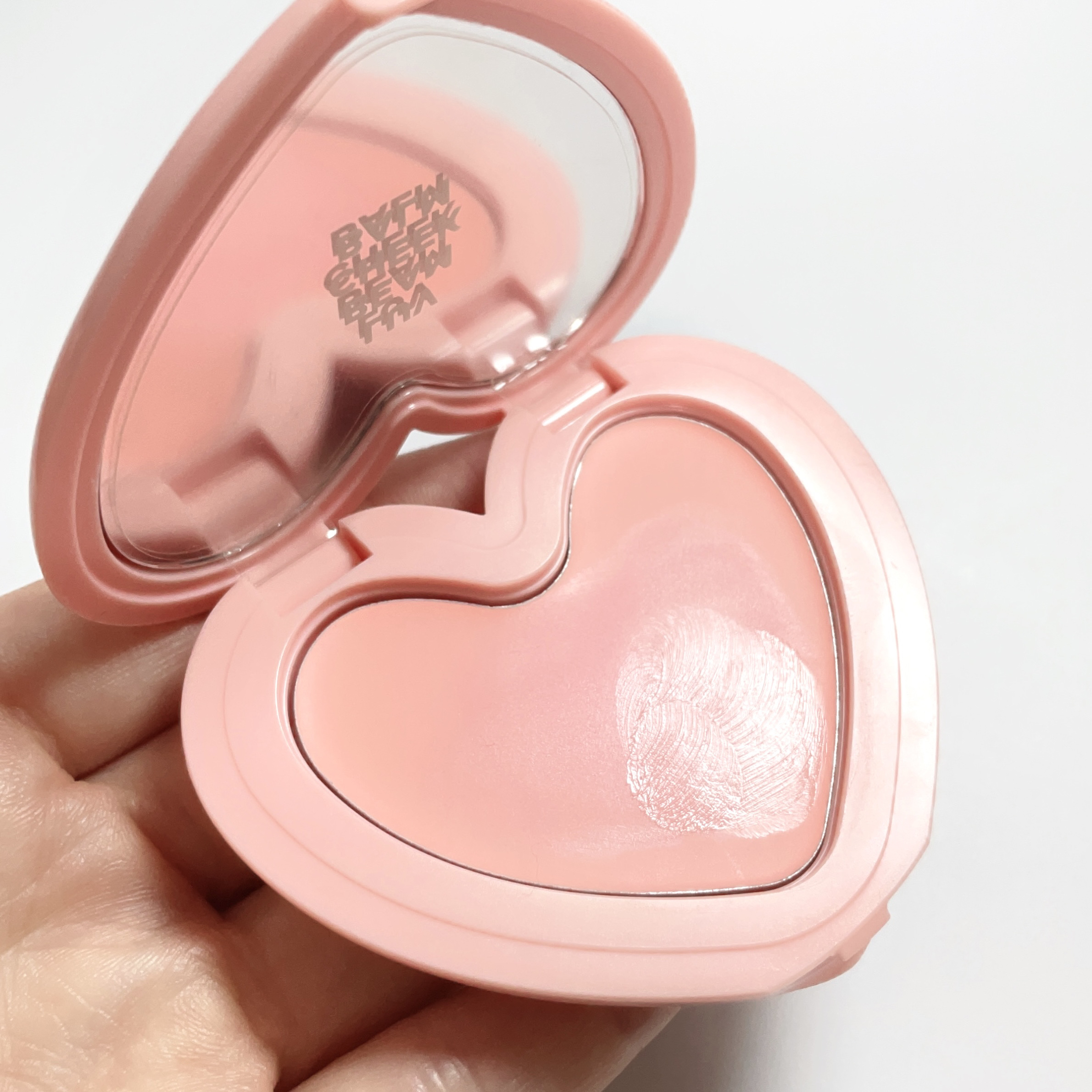 ラヴ ビーム チークバーム/lilybyred/ジェル・クリームチークを使ったクチコミ（2枚目）