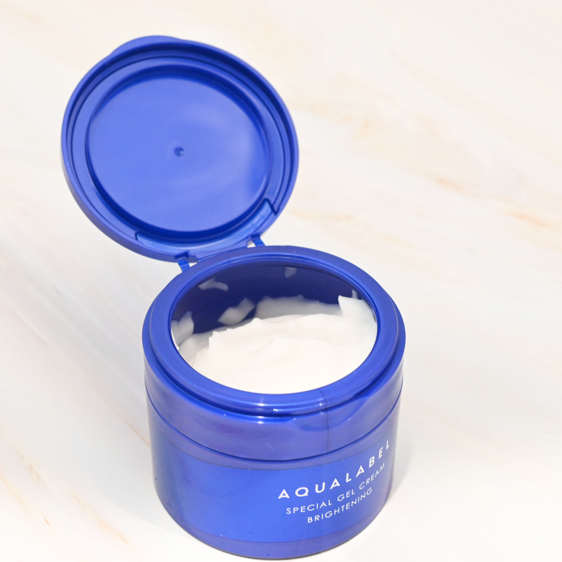 スペシャルジェルクリーム EX （ブライトニング） /アクアレーベル/オールインワン化粧品を使ったクチコミ（2枚目）