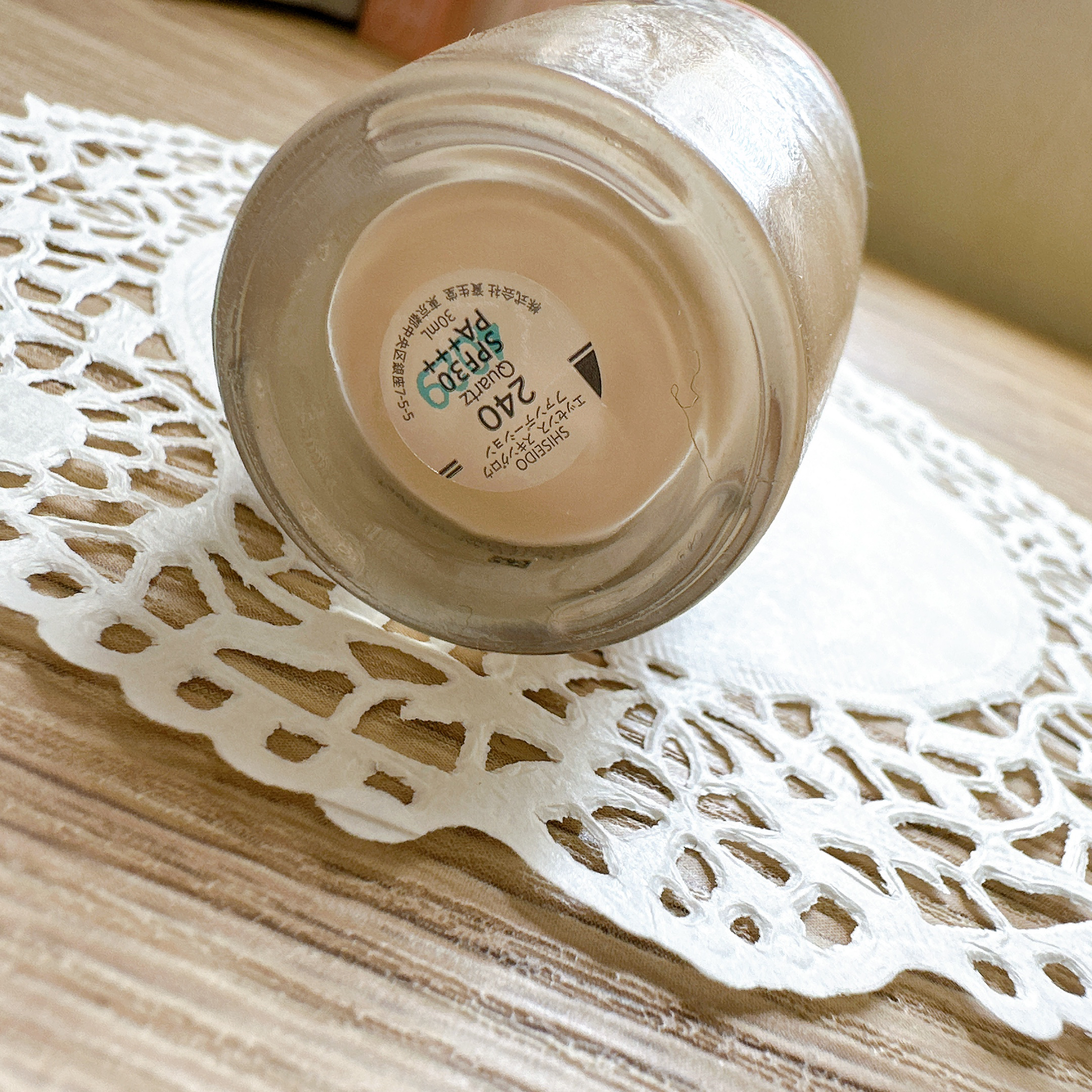 エッセンス スキングロウ ファンデーション 240 Quartz/SHISEIDO/リキッドファンデーションを使ったクチコミ（3枚目）