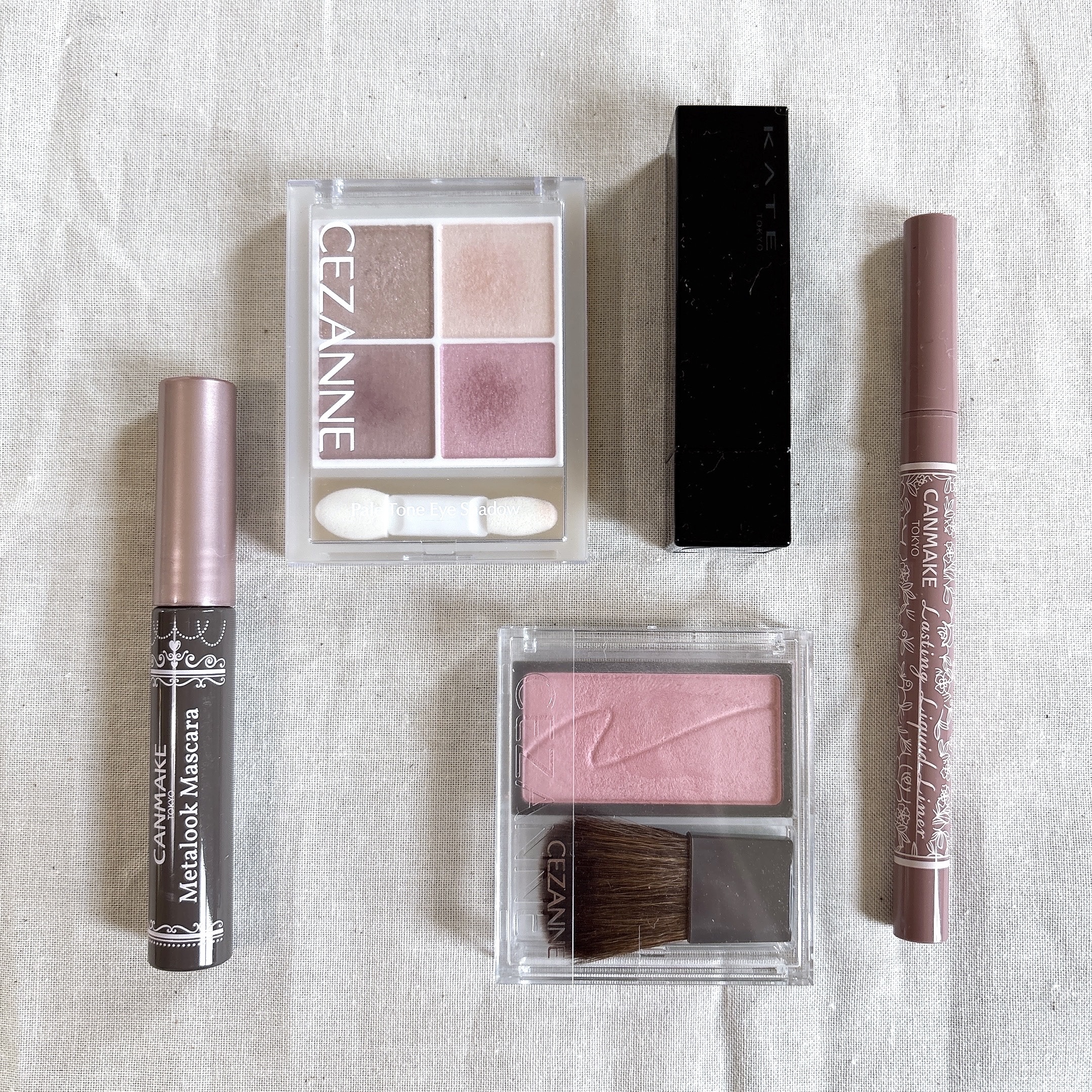 ラスティングリキッドライナー/キャンメイク/リキッドアイライナーを使ったクチコミ（1枚目）