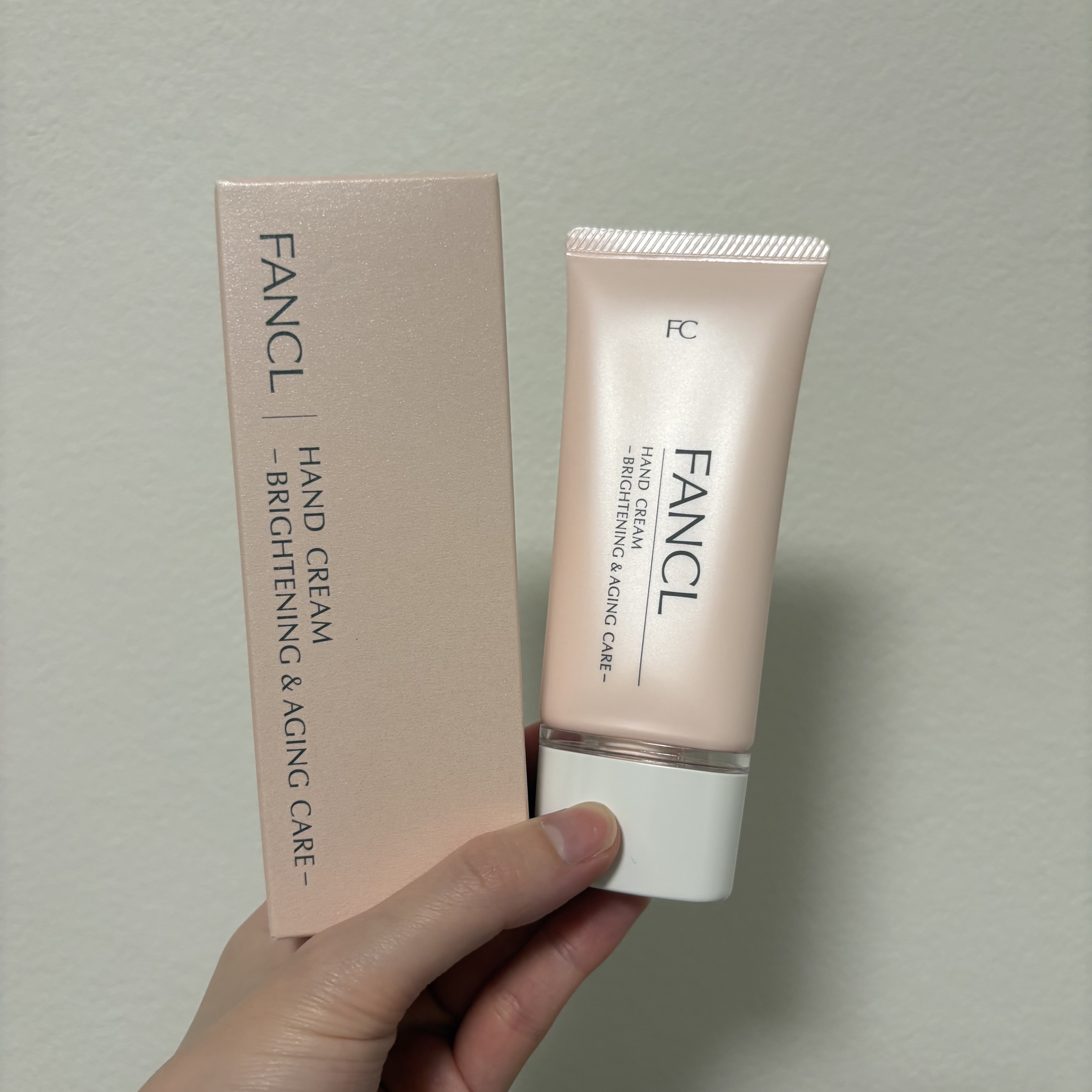 ハンドクリーム 美白＆エイジングケア/ファンケル/ハンドクリームを使ったクチコミ（1枚目）