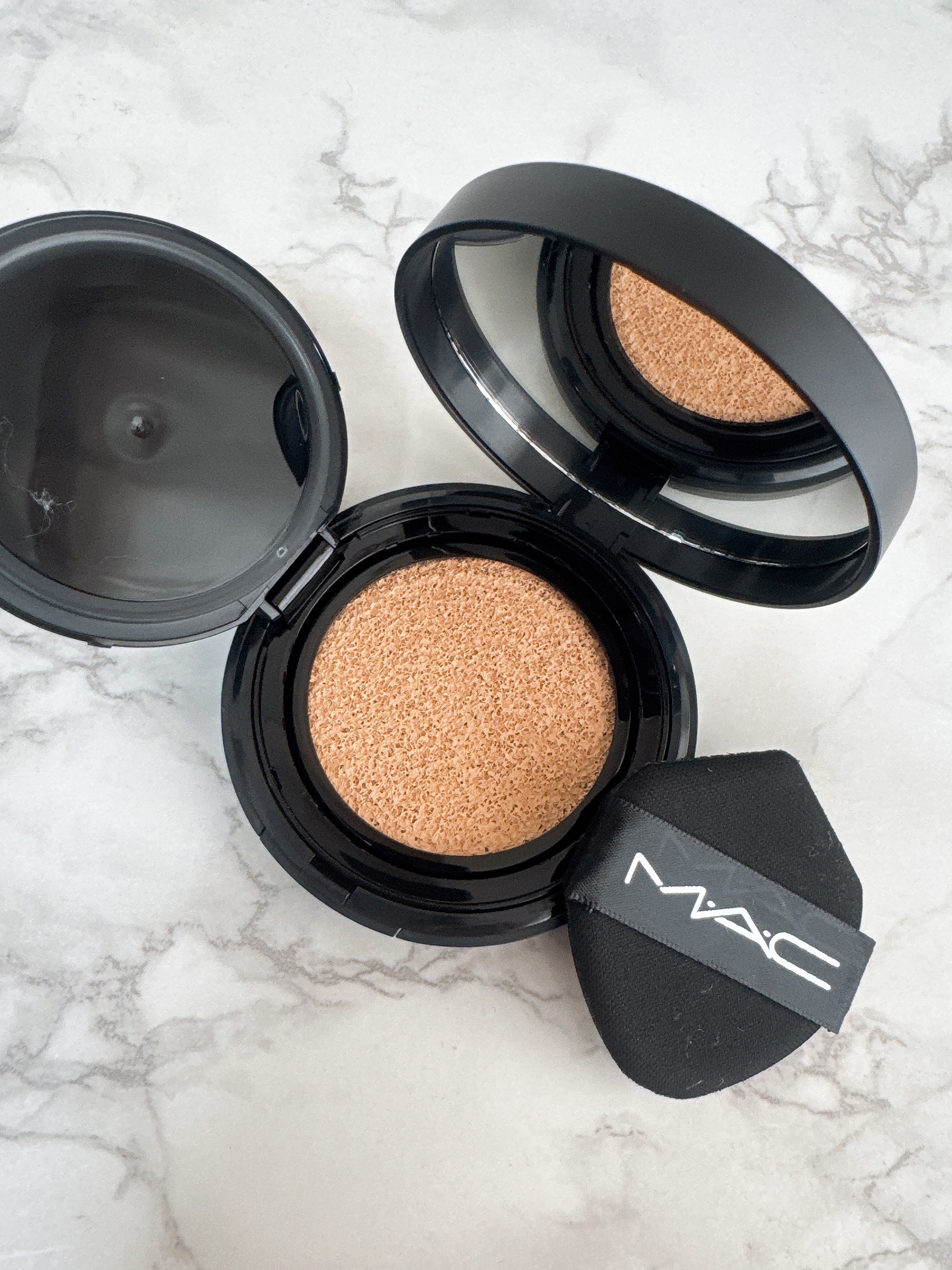 スタジオ フィックス ロングウエア クッション ファンデーション SPF 50/M・A・C/クッションファンデーションを使ったクチコミ（2枚目）