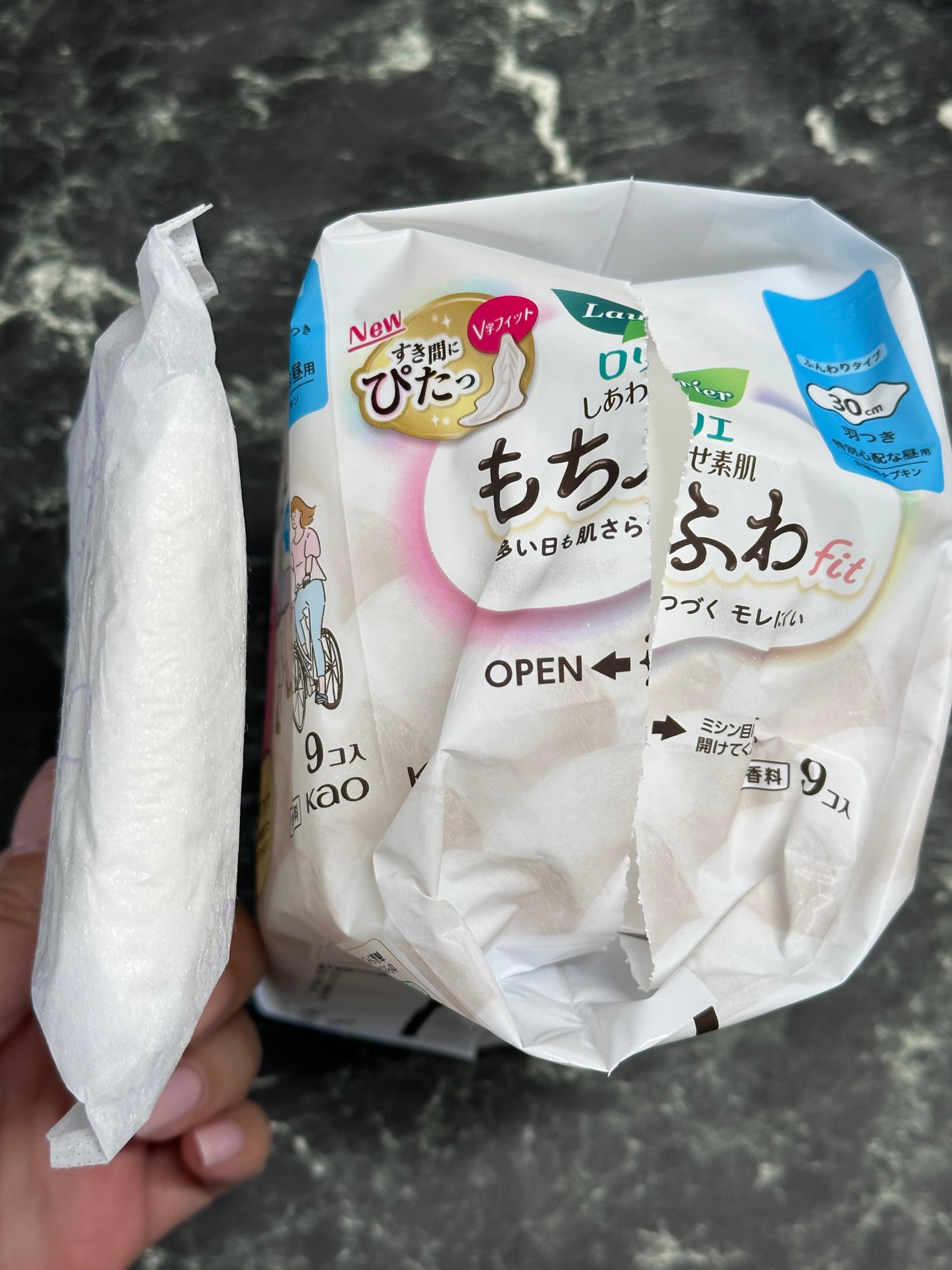 ロリエ もちふわ fit 25cm 羽つき 14コ入 (医薬部外品 )/ロリエ/ナプキンを使ったクチコミ(5枚目)