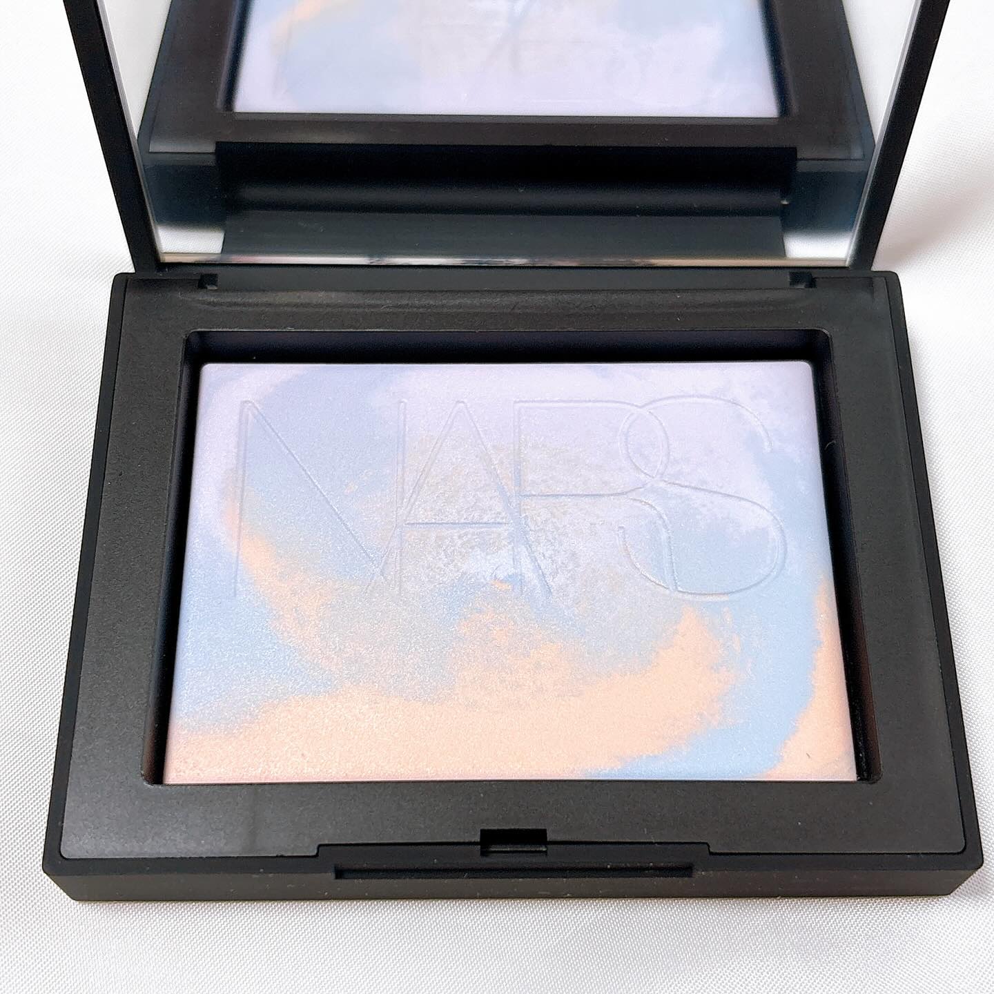 ライトリフレクティング プリズマティックパウダー/NARS/プレストパウダーを使ったクチコミ（3枚目）