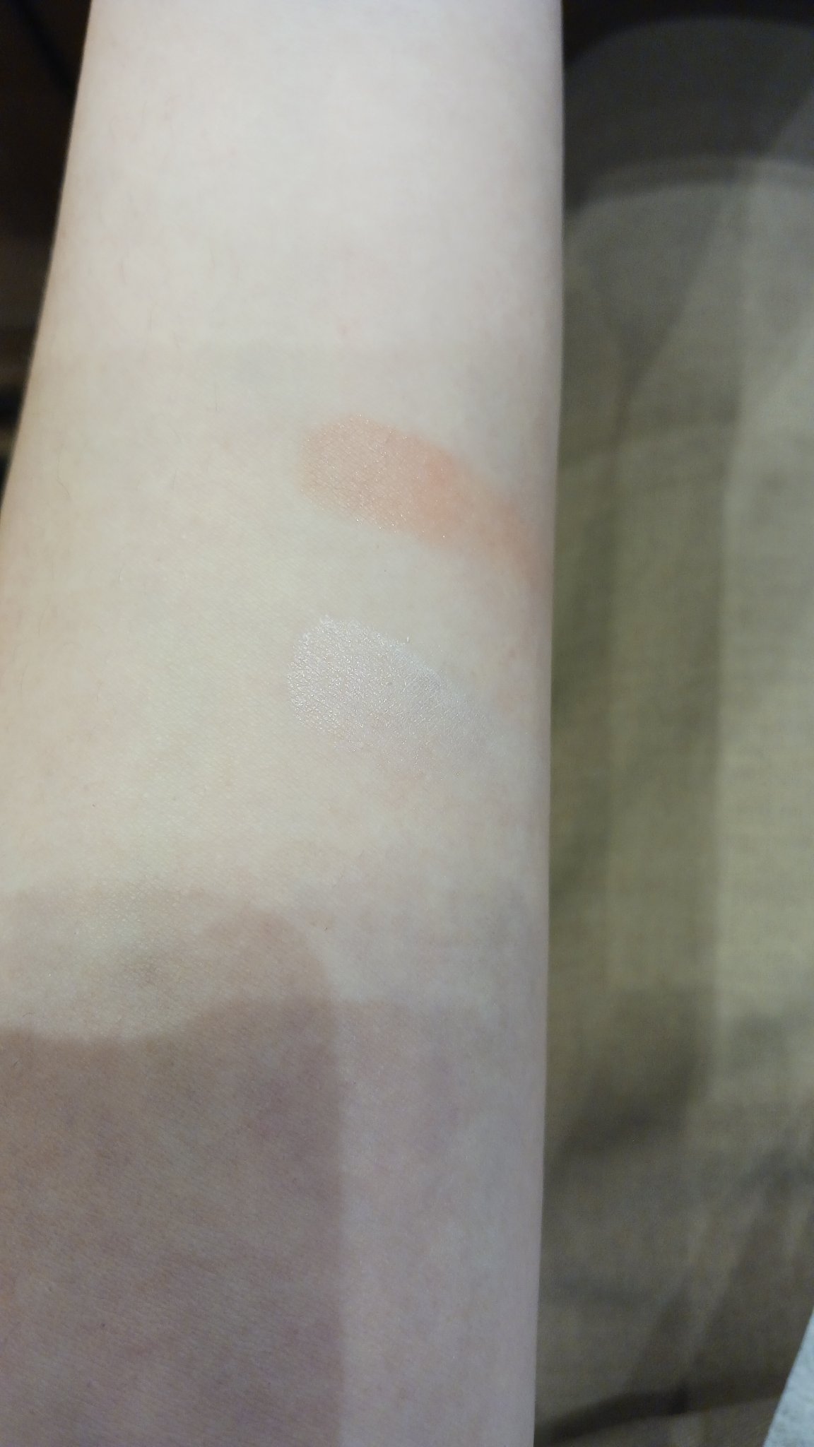 ベルベットフルアイズ/LUNASOL/アイシャドウパレットを使ったクチコミ（2枚目）