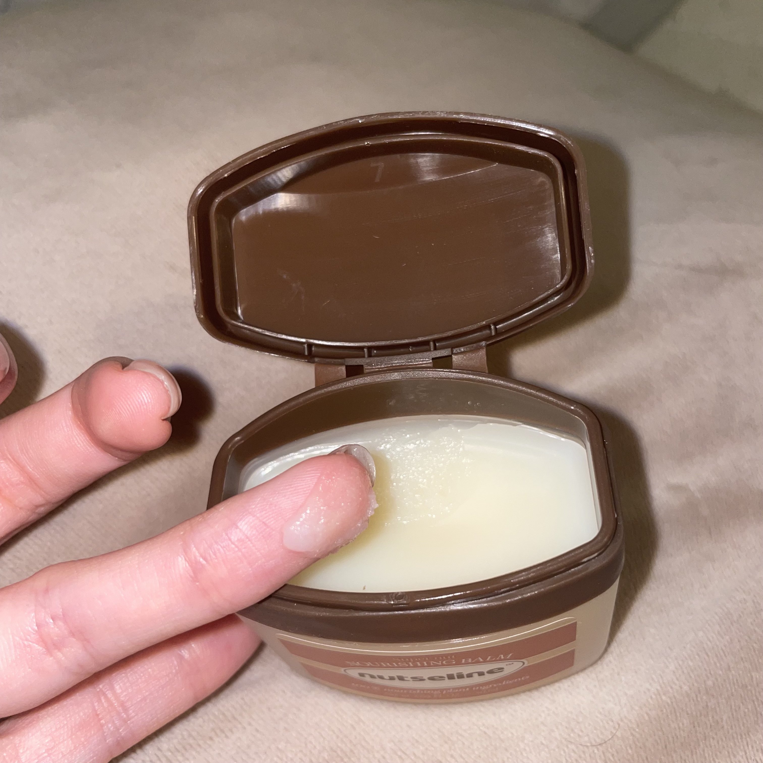 スーパーナッツナリッシングバーム/ナッツセリン/ボディクリームを使ったクチコミ（2枚目）