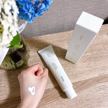 Huxley ウォータリーサンクリーム;ステイサンセーフのクチコミ「\ 水のように軽やかな日焼け止め✨ /
❥ Huxley ハクスリー
 ウォータリーサンク.....」(2枚目)