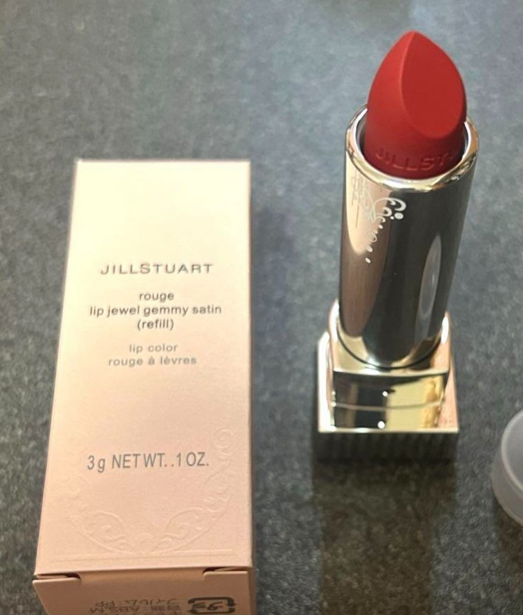 ルージュ リップジュエル ジェミーサテン 02 faceted femininity/JILL STUART/口紅を使ったクチコミ（1枚目）