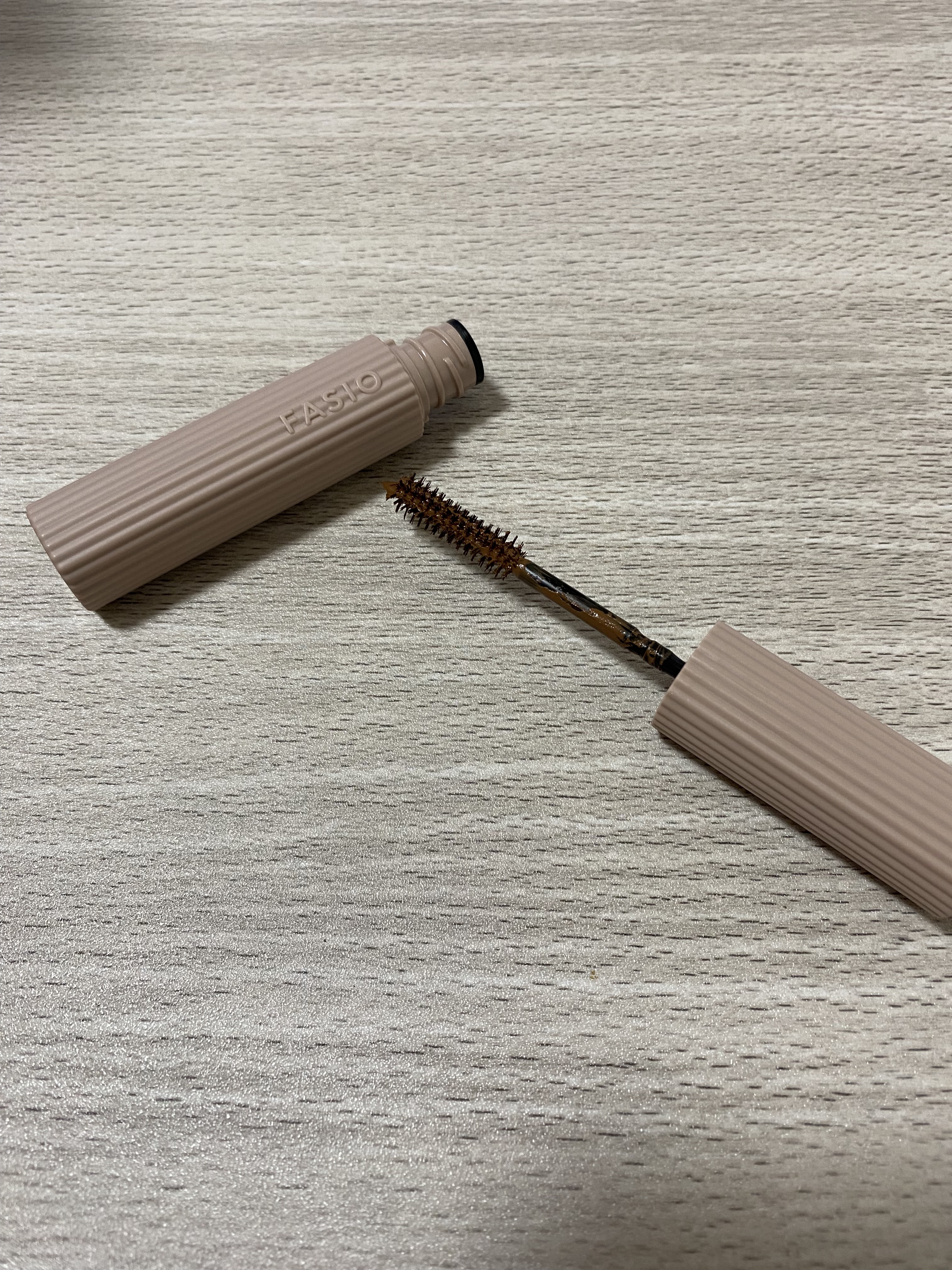 まつパ級 フィルム マスカラ (ロング&ボリューム)/FASIO/マスカラを使ったクチコミ（1枚目）