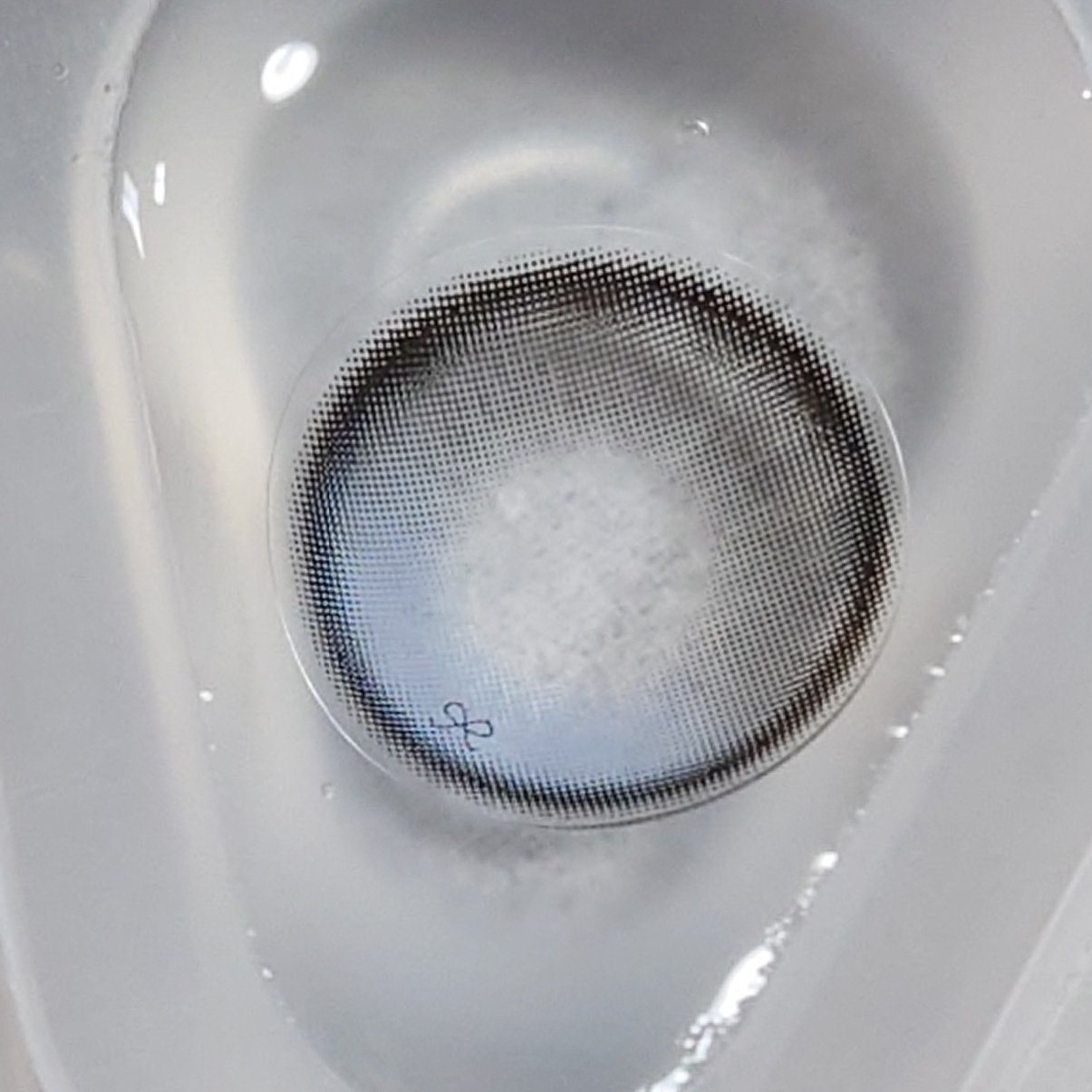 I-SHA Reborn/蜜のレンズ/１ヶ月（１MONTH）カラコンを使ったクチコミ（3枚目）