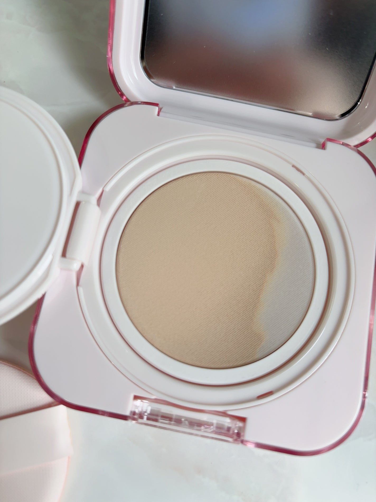 キルカバー メッシュ グロウ エッセンシャル クッション/CLIO/クッションファンデーションを使ったクチコミ(4枚目)