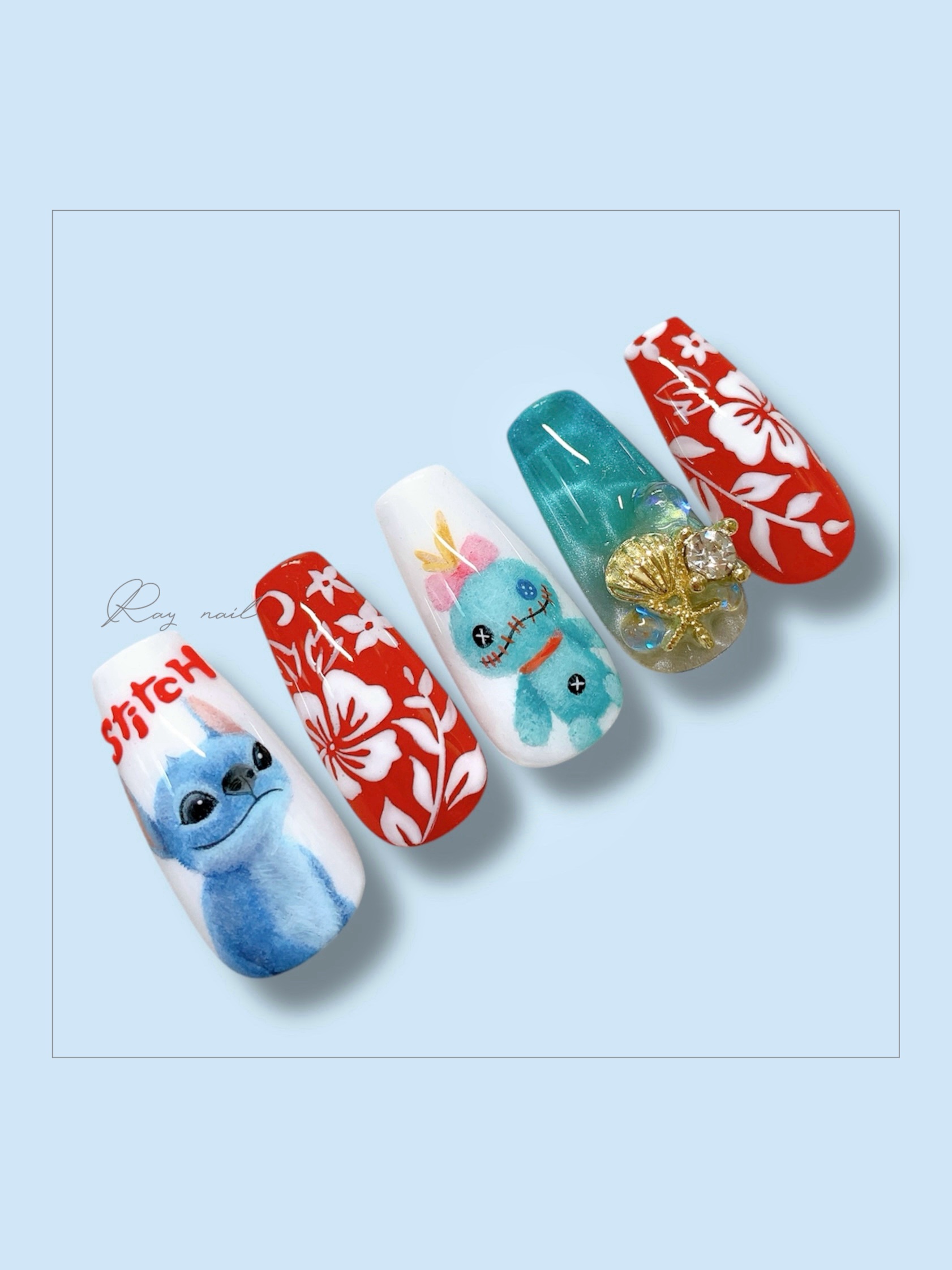 夏ネイルのネイルデザイン - スティッチネイル💙✨ ハイビスカス