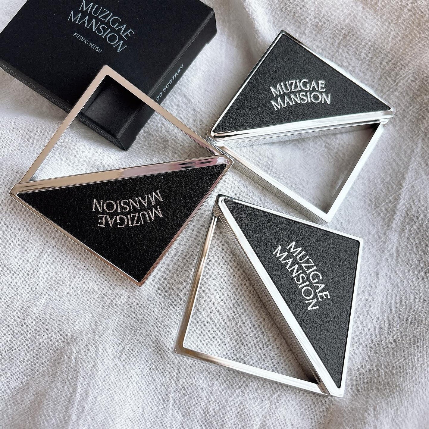 フィッティングブラッシュ/MUZIGAE MANSION/パウダーチークを使ったクチコミ(2枚目)
