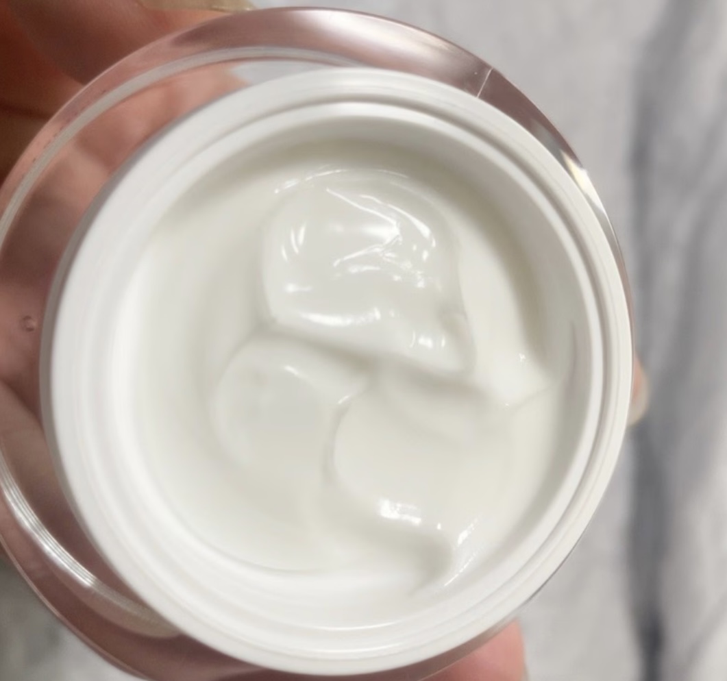 カルス弾力アイクリーム/la fleuren/アイケア・アイクリームを使ったクチコミ（1枚目）