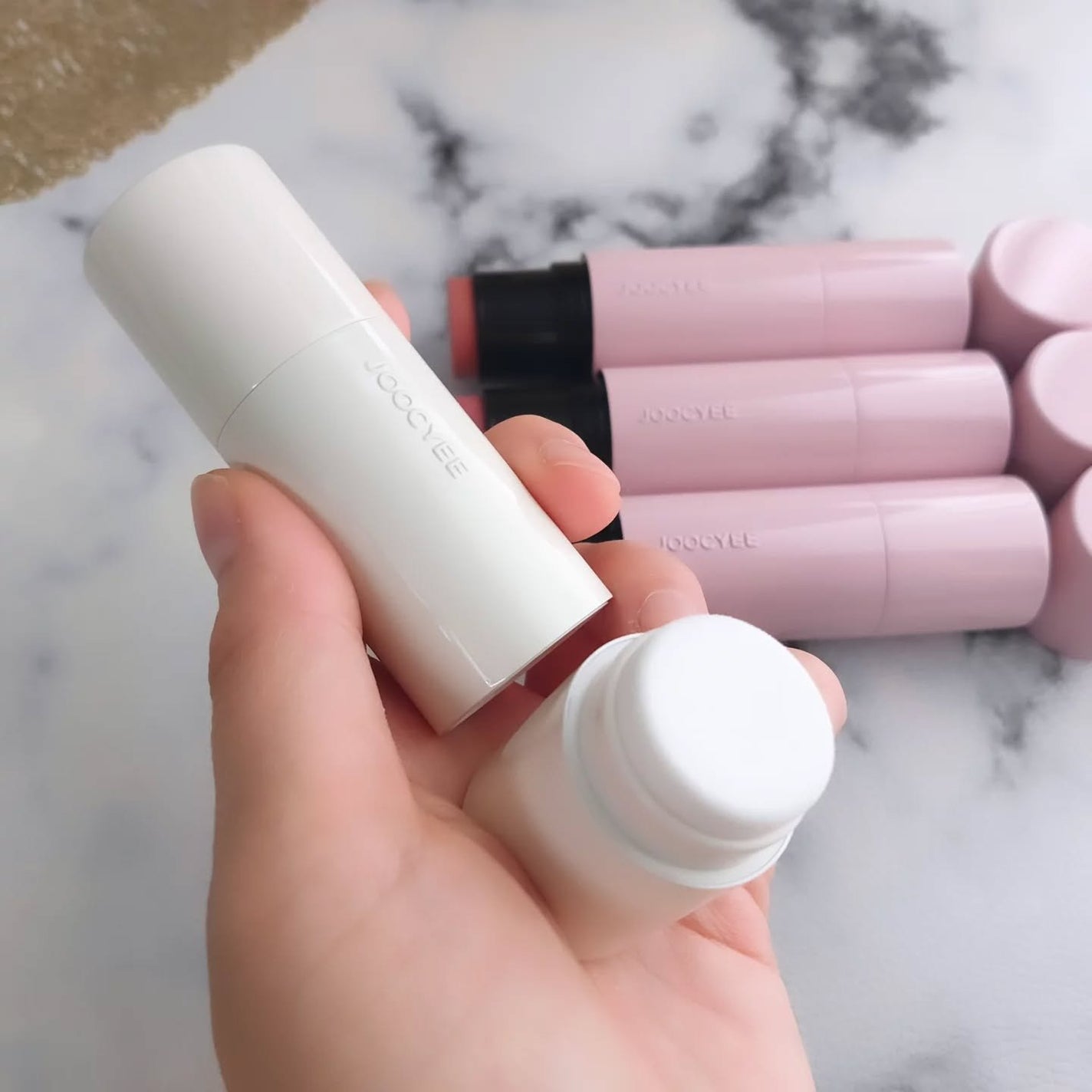 Joocyee グレーズフィルムルージュ/Joocyee/口紅を使ったクチコミ(4枚目)