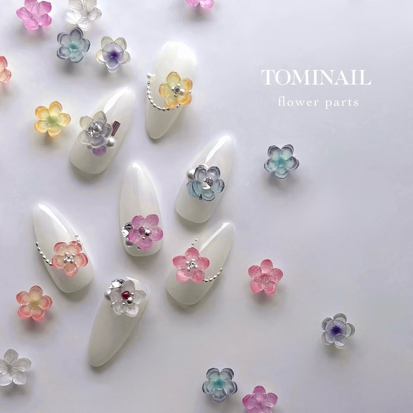 naomi on LIPS 「@tominail.japan5月12日10時発売📣•flo..」(1枚目)