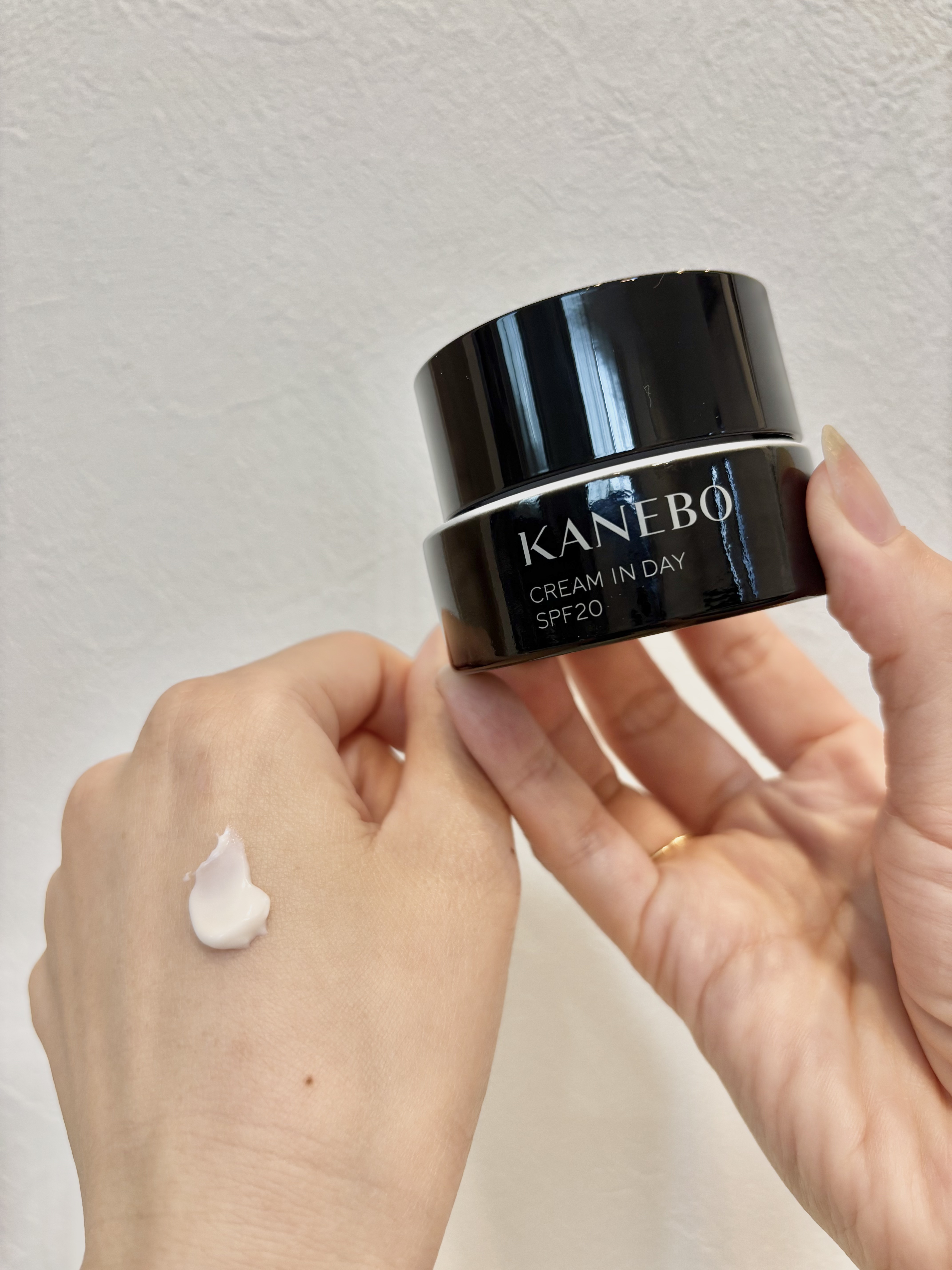 クリーム　イン　デイ 40g/KANEBO/フェイスクリームを使ったクチコミ（3枚目）