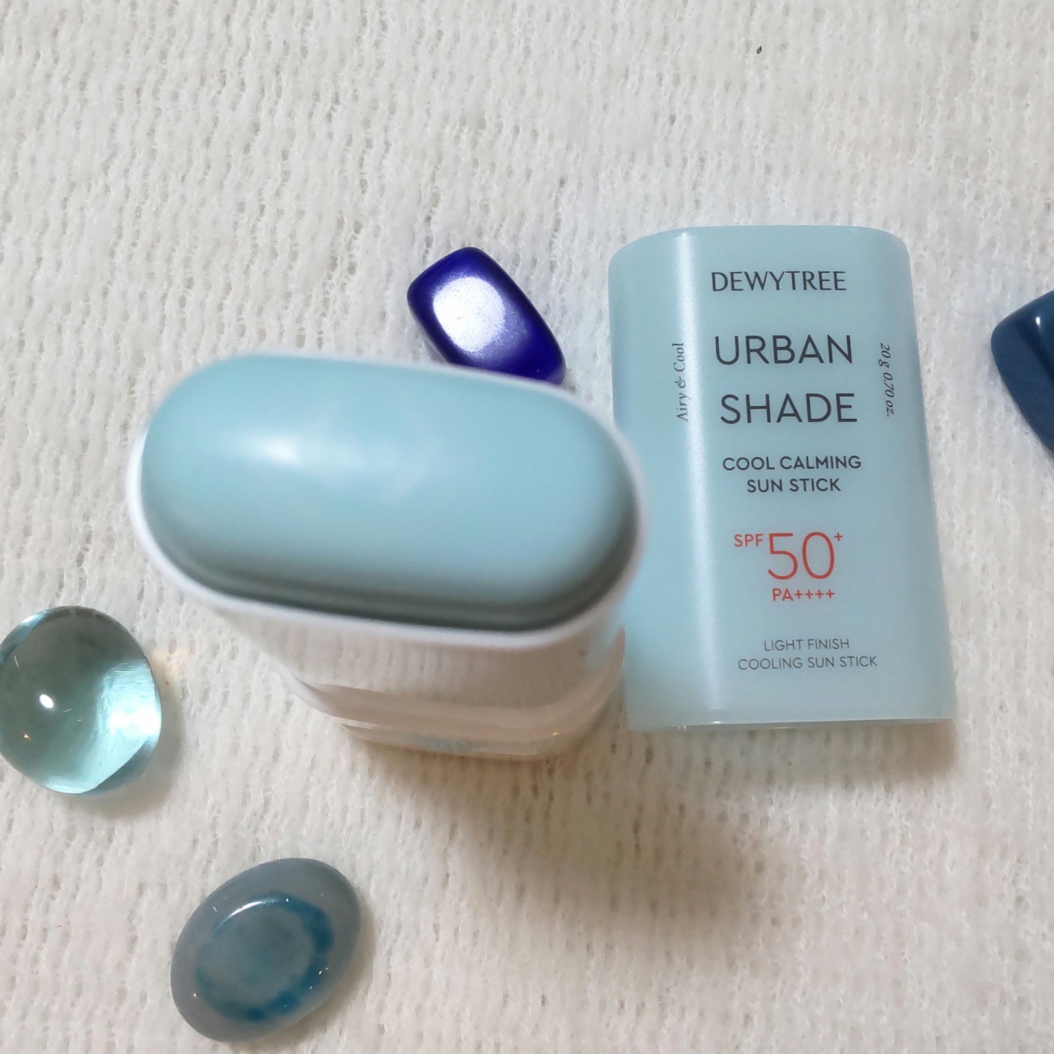 クールカーミングサンスティック/DEWYTREE/日焼け止めスティックを使ったクチコミ（3枚目）