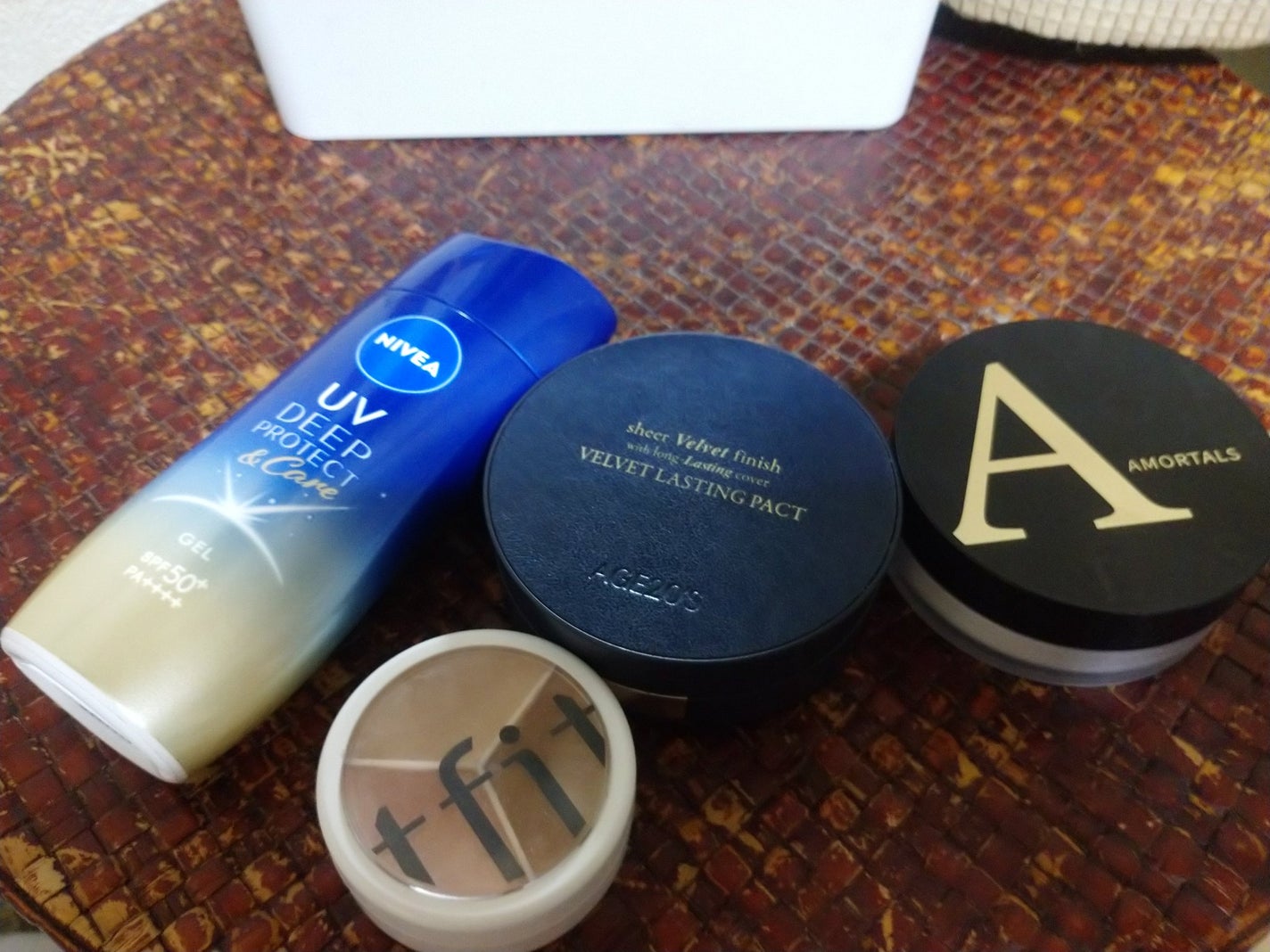 ジューシーラスティングティント/rom&nd/リップティントを使ったクチコミ(1枚目)