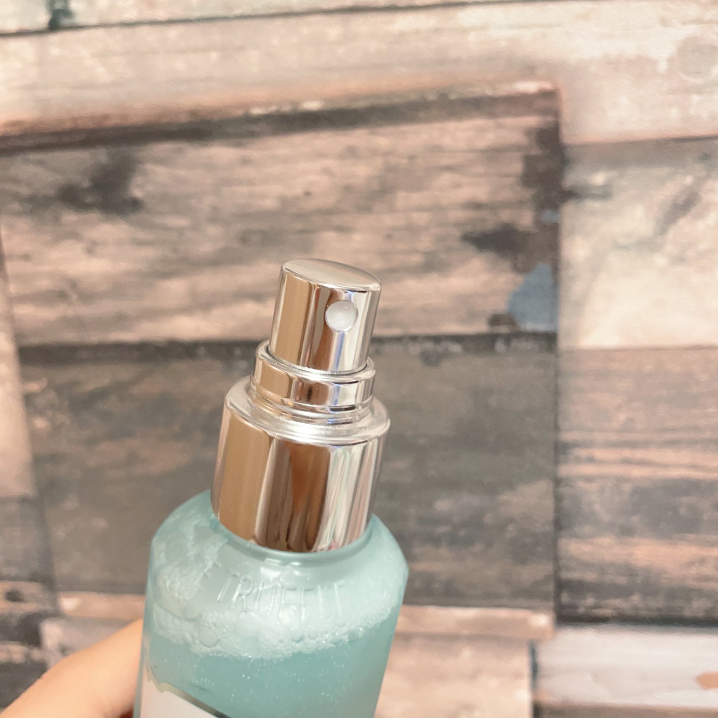 ホワイトトリュフアクアマリンエナジーセラム/ダルバ/ミスト状化粧水を使ったクチコミ(4枚目)