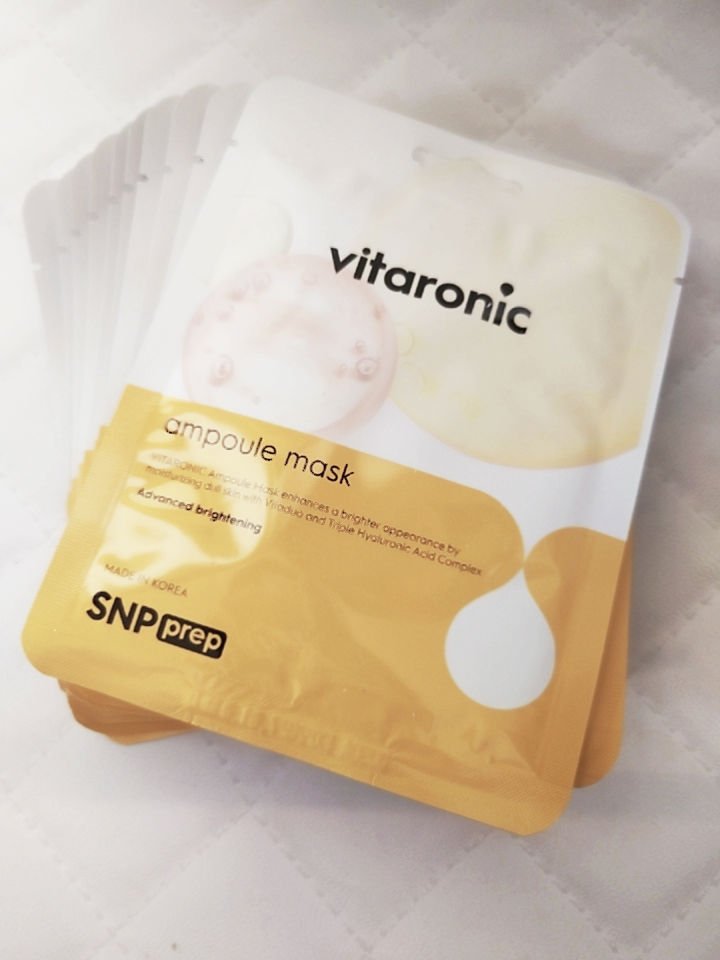 🍋SNP　Vitaronicアンプルビューティーシートマスク🍋
iHerb🌿購入品👛
SNPのパックがどれも安かった😲
こちらは10枚入りで1000円ちょっとで買えちゃいました!✌

うっすら柑橘系🍋の強くない香りで、パックの生