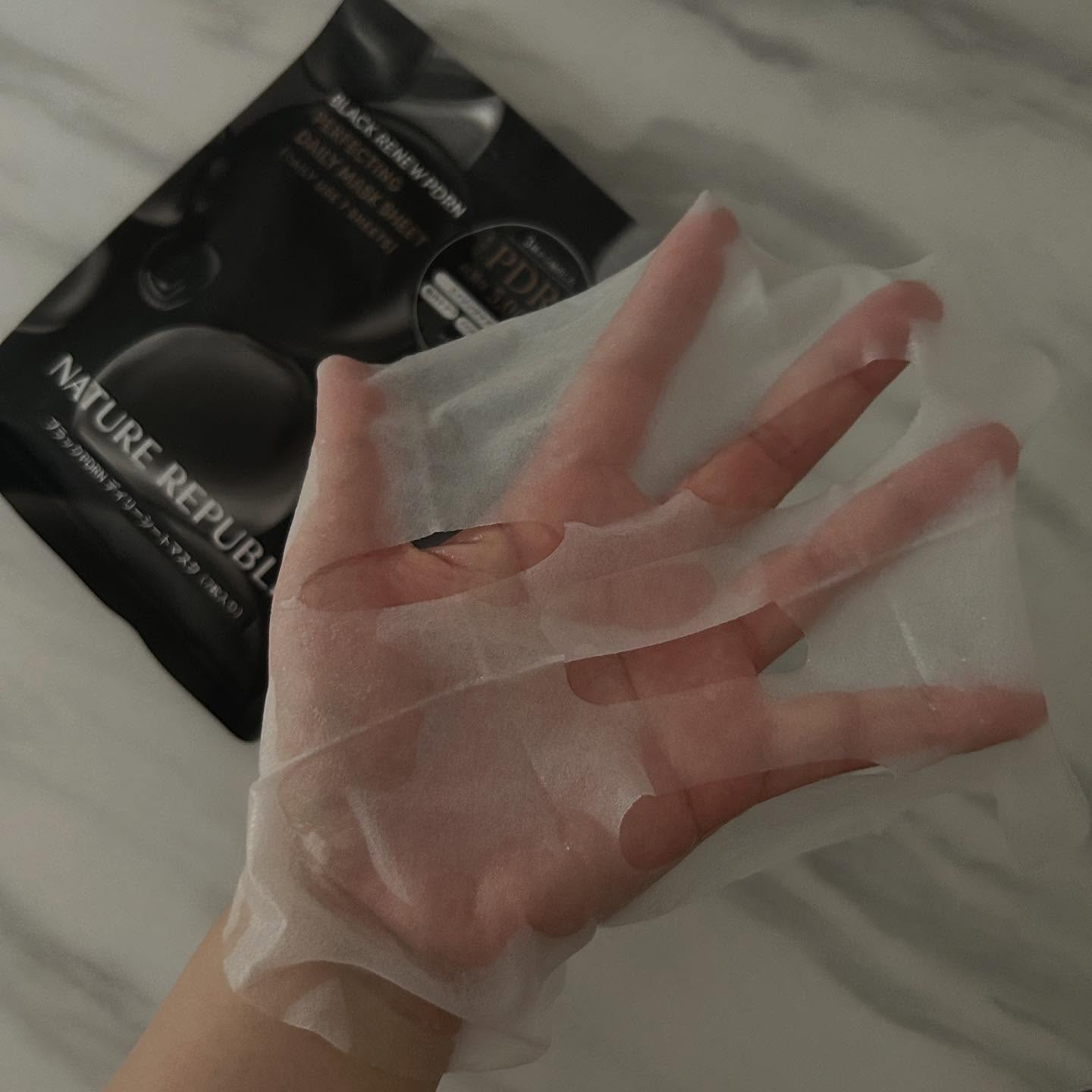 ブラックPDRN デイリーシートマスク/ネイチャーリパブリック/シートマスク・パックを使ったクチコミ（3枚目）