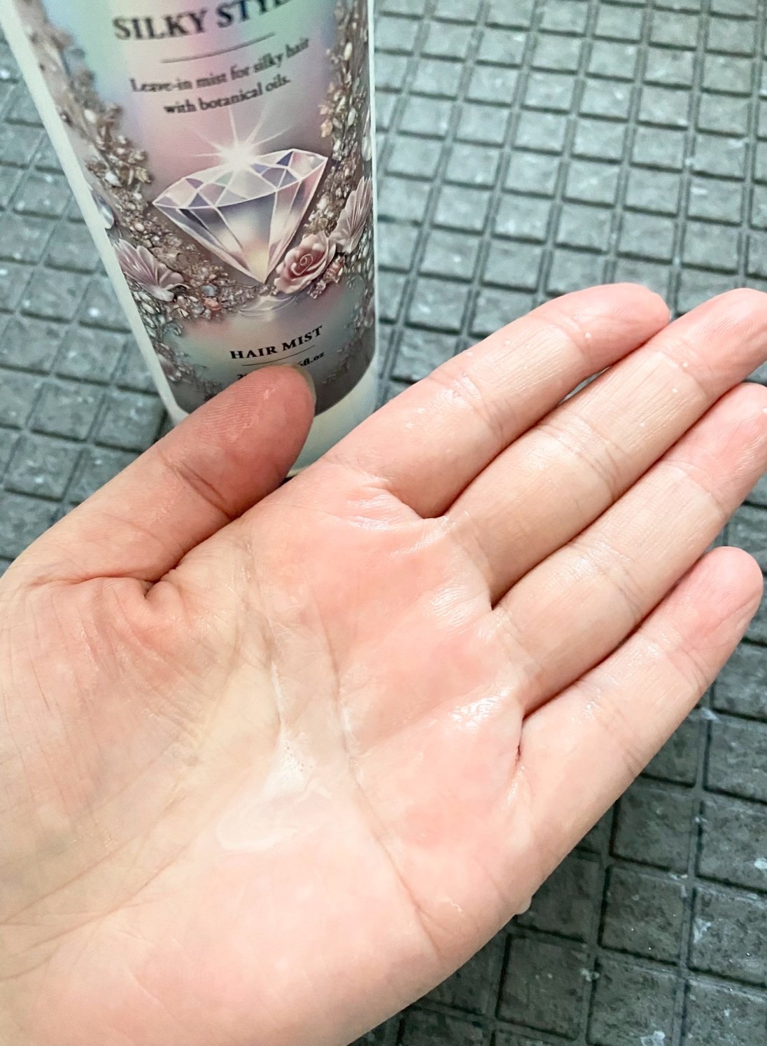 ウォーターダイヤモンド シルキースタイル/ウォーターダイヤモンド/アウトバストリートメントを使ったクチコミ（3枚目）