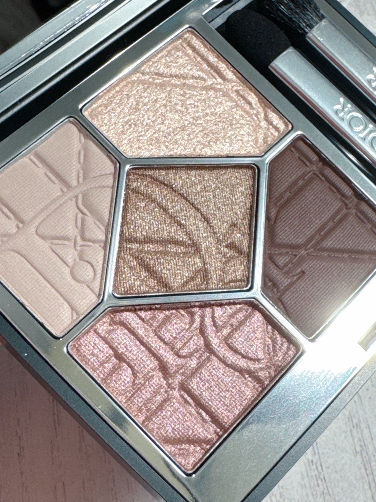 【旧】ディオールショウ サンク クルール(限定品)/Dior/アイシャドウを使ったクチコミ(4枚目)