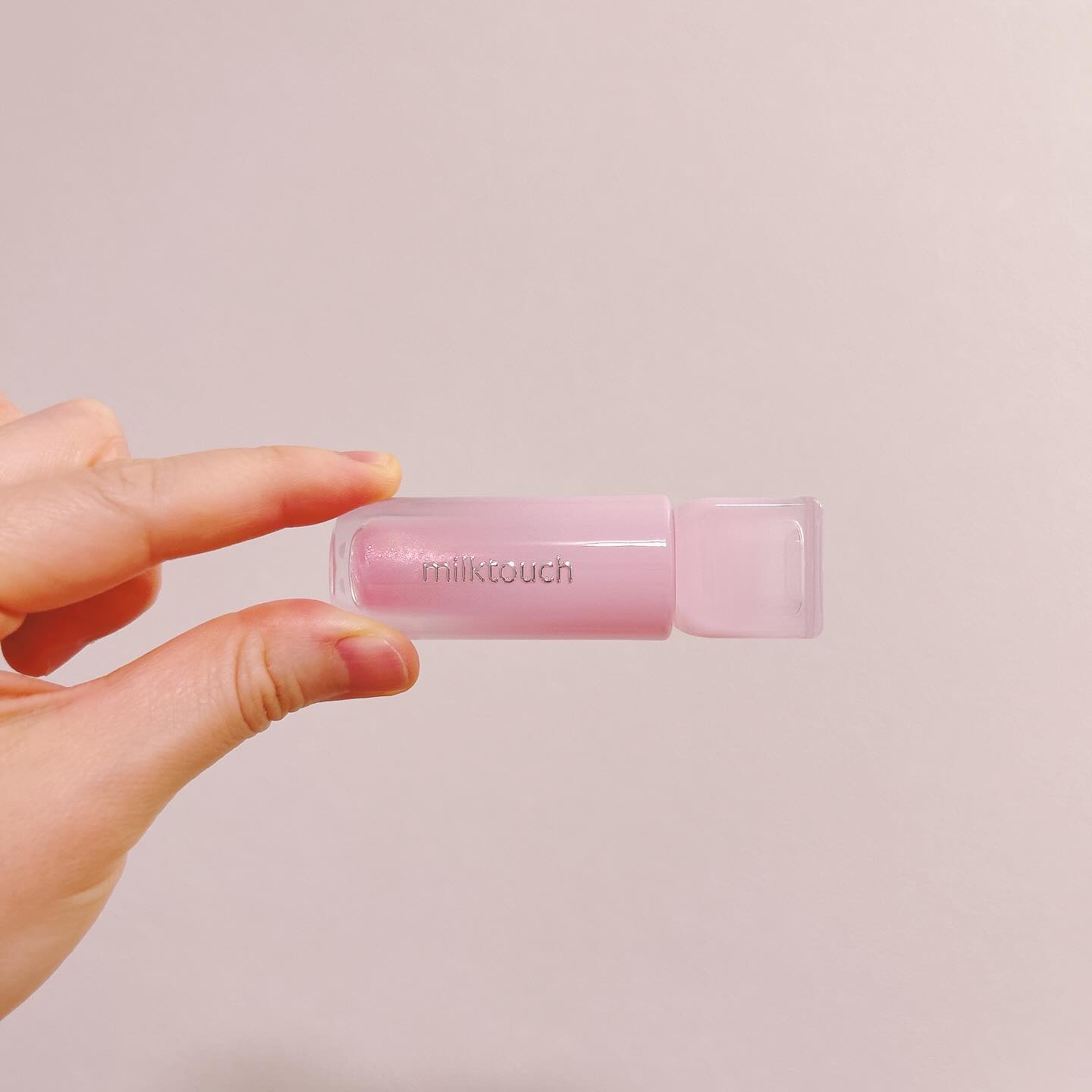 デューステインシアーオーロラグロス/Milk Touch/リップグロスを使ったクチコミ（3枚目）