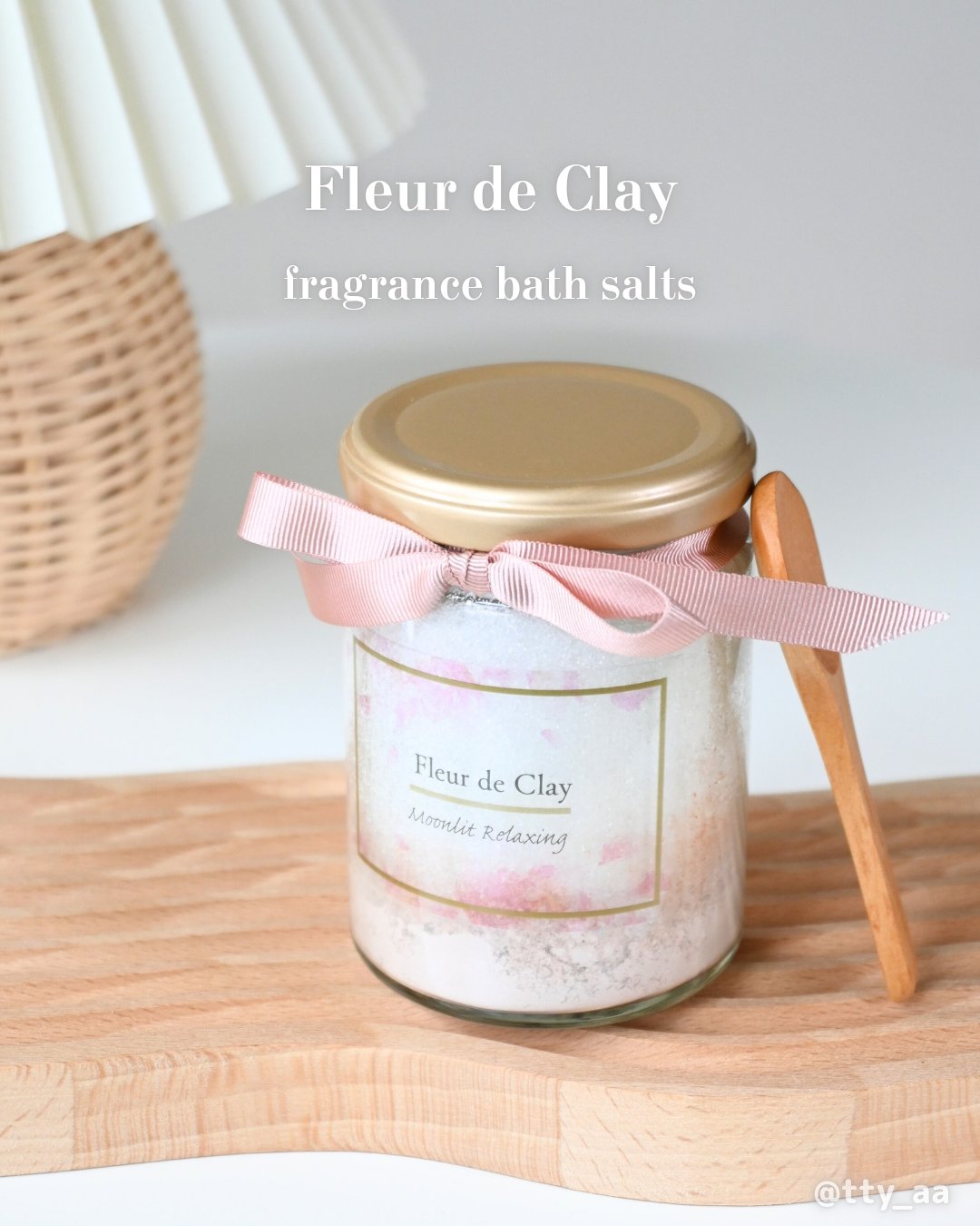 ピンククレイバスソルト センシュアスムーン/シャトンクーレ/無機塩系入浴剤を使ったクチコミ（1枚目）