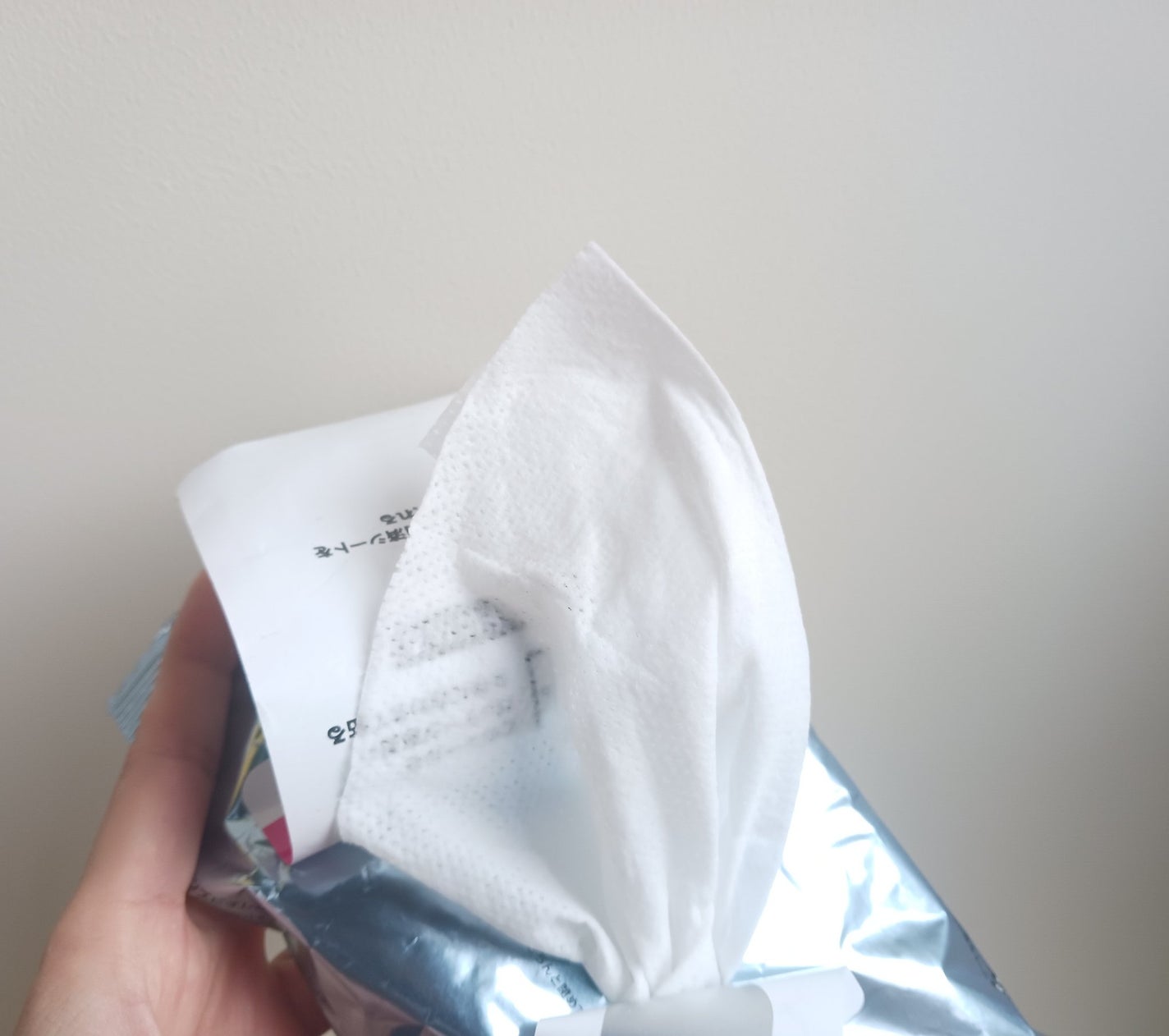 顔もふけるボディシート 清潔感のある石けんの香り/メンズビオレ/ボディシートを使ったクチコミ(3枚目)