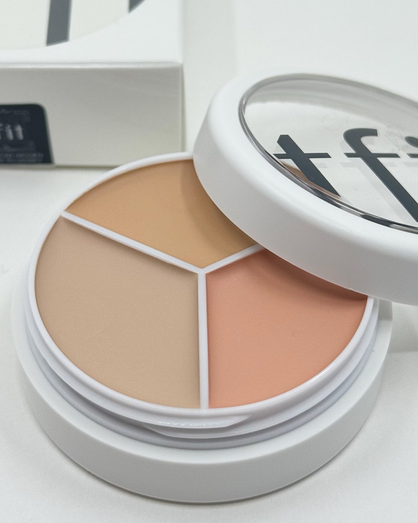 カバーアッププロコンシーラー/TFIT/パレットコンシーラーを使ったクチコミ(1枚目)