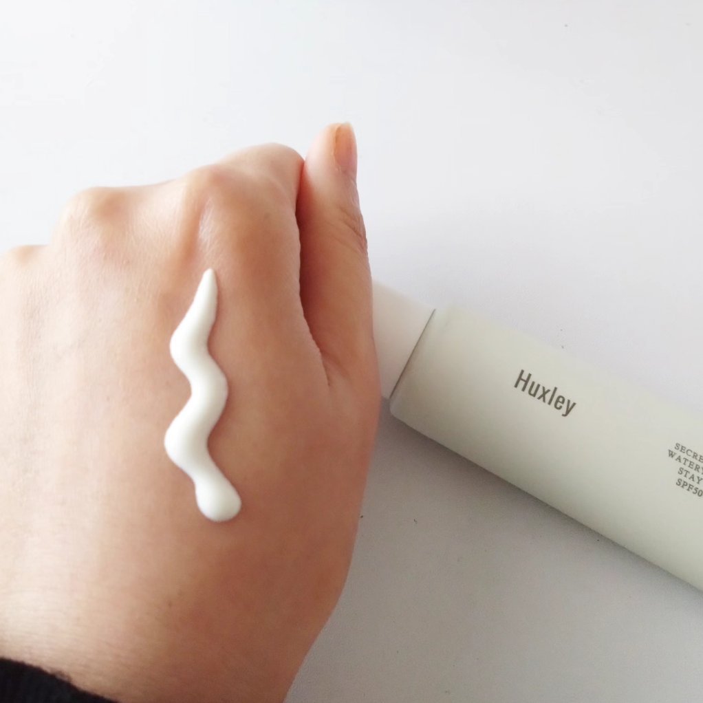 ウォータリーサンクリーム；ステイサンセーフ/Huxley/日焼け止めクリームを使ったクチコミ（2枚目）