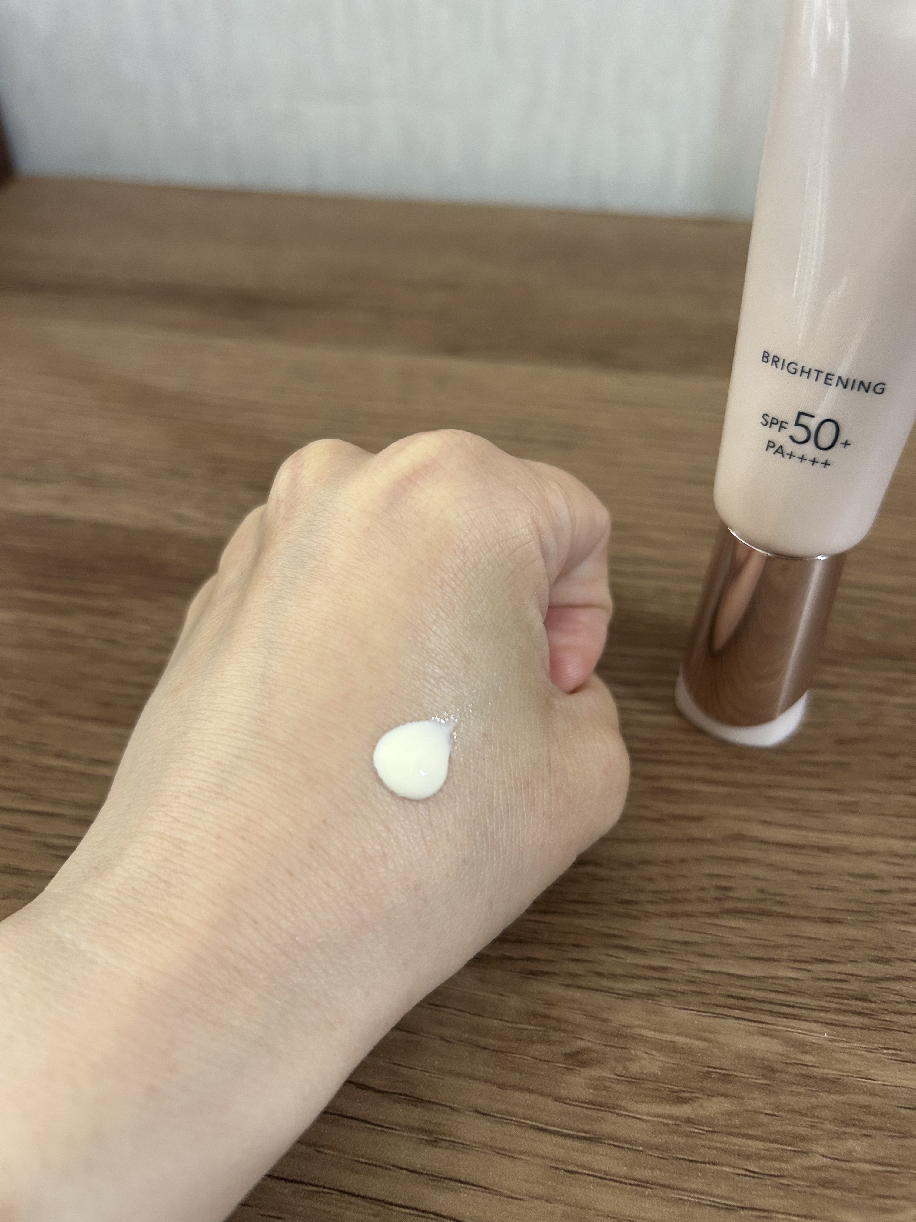 エリクシール　デーケアレボリューション　ブライトニング　＋　ba/エリクシール/化粧下地を使ったクチコミ（2枚目）