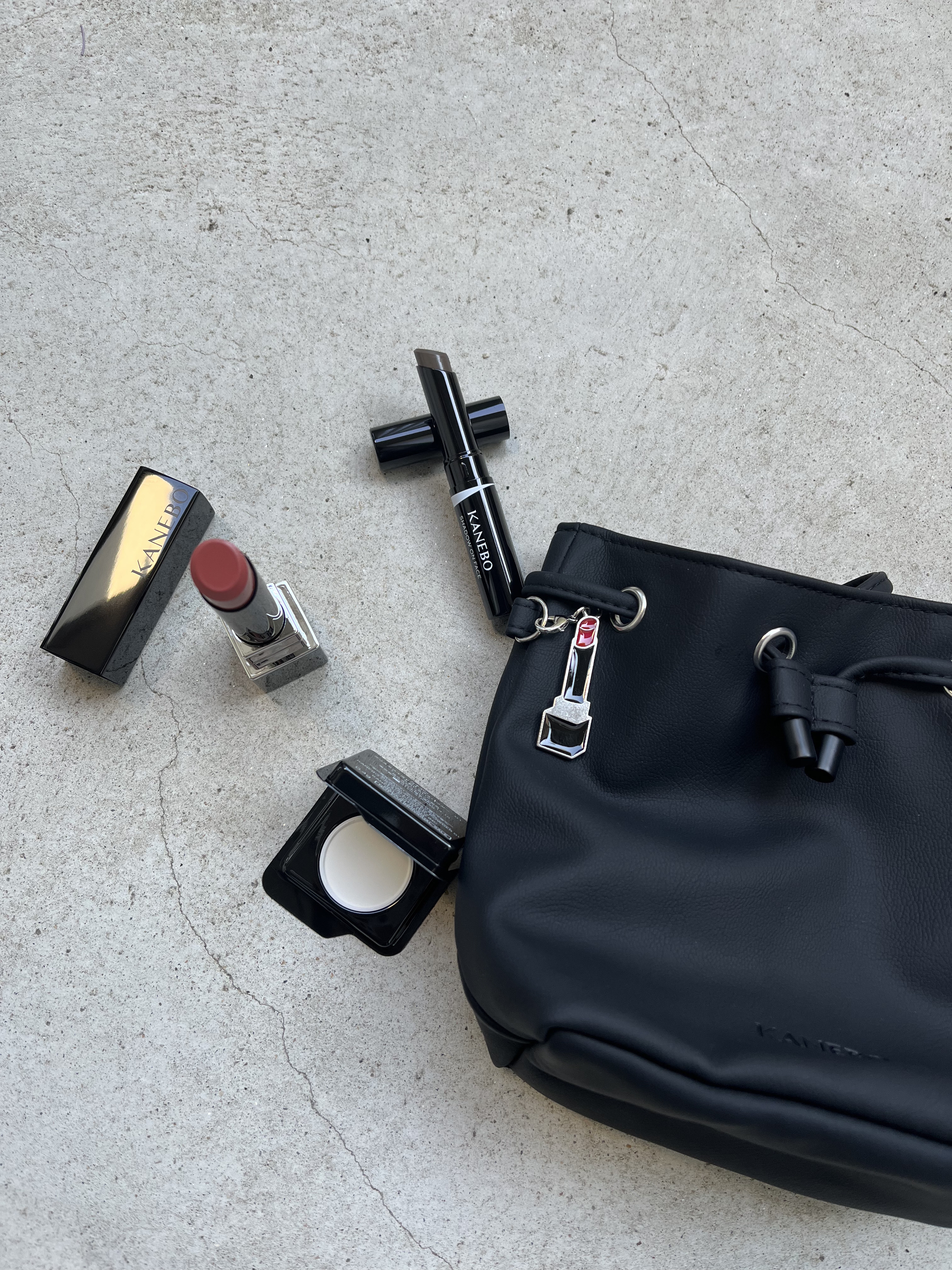 ルージュスターヴァイブラント/KANEBO/口紅を使ったクチコミ（2枚目）