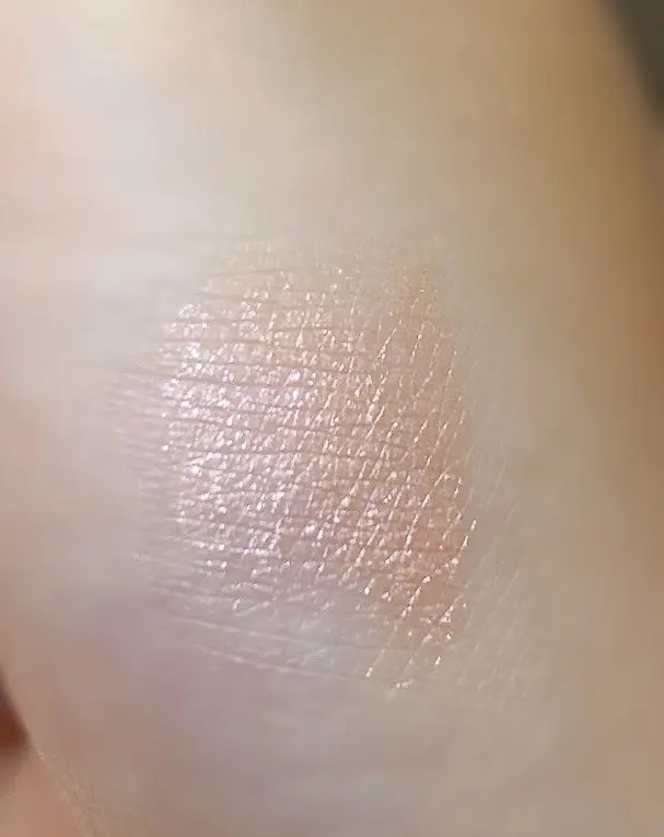 ペリペラ ムード イン シェード アイ スティック P02 シャイニング バブル/PERIPERA/アイシャドウを使ったクチコミ（2枚目）