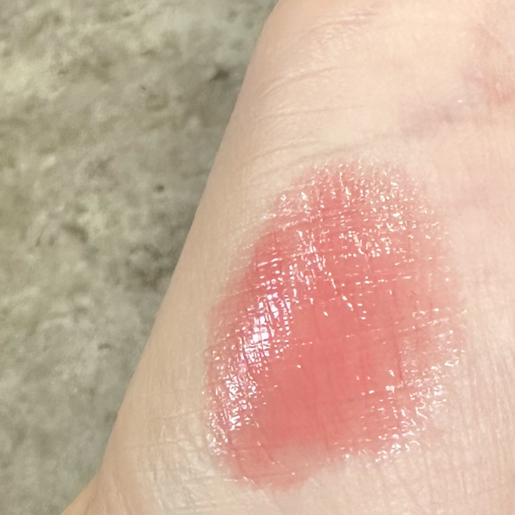 カラーラスティンググロウスティック ピンクの願い/ETUDE/口紅を使ったクチコミ（2枚目）