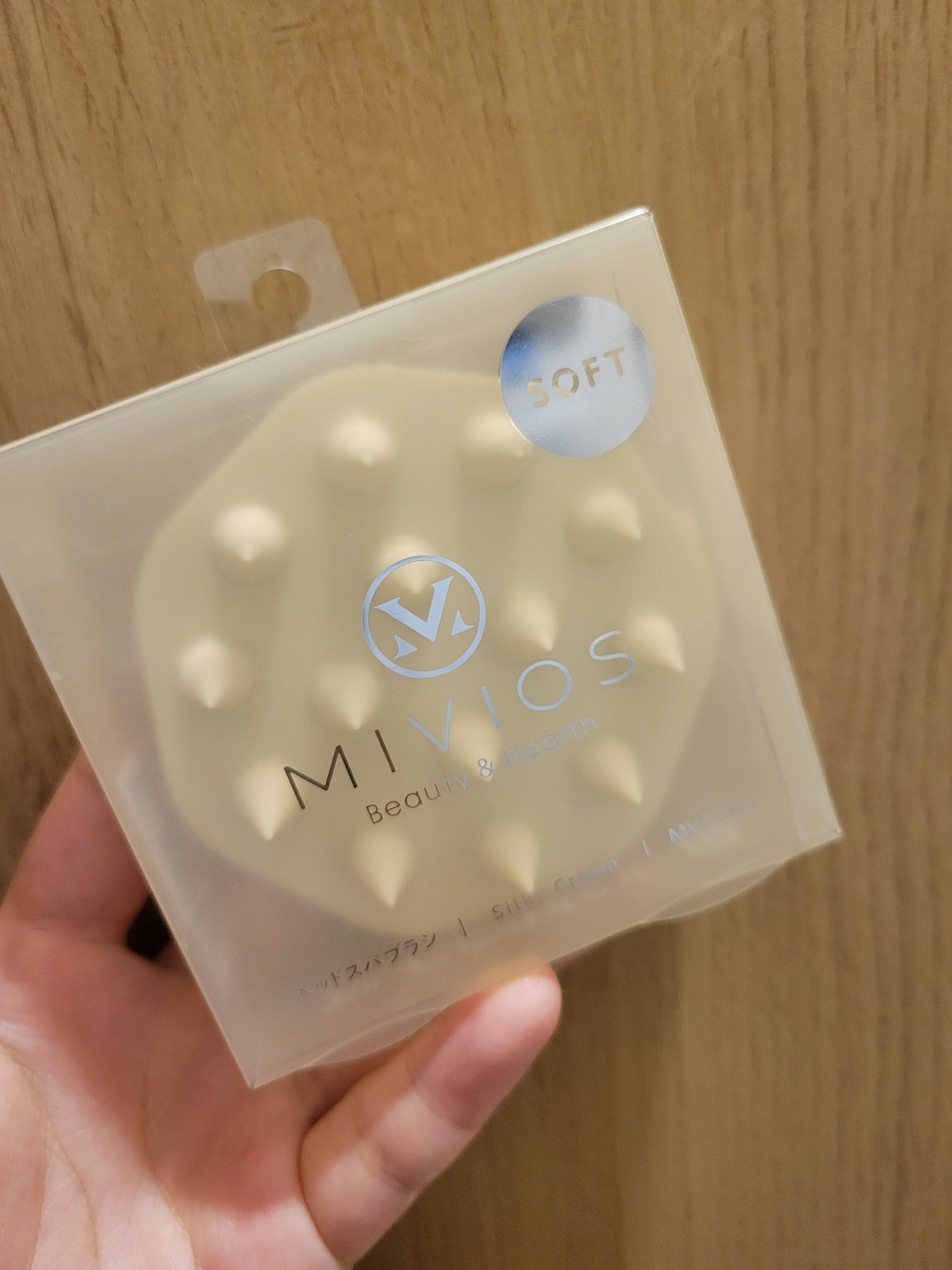 ヘッドスパブラシ/MIVIOS/ヘアケアグッズを使ったクチコミ（1枚目）