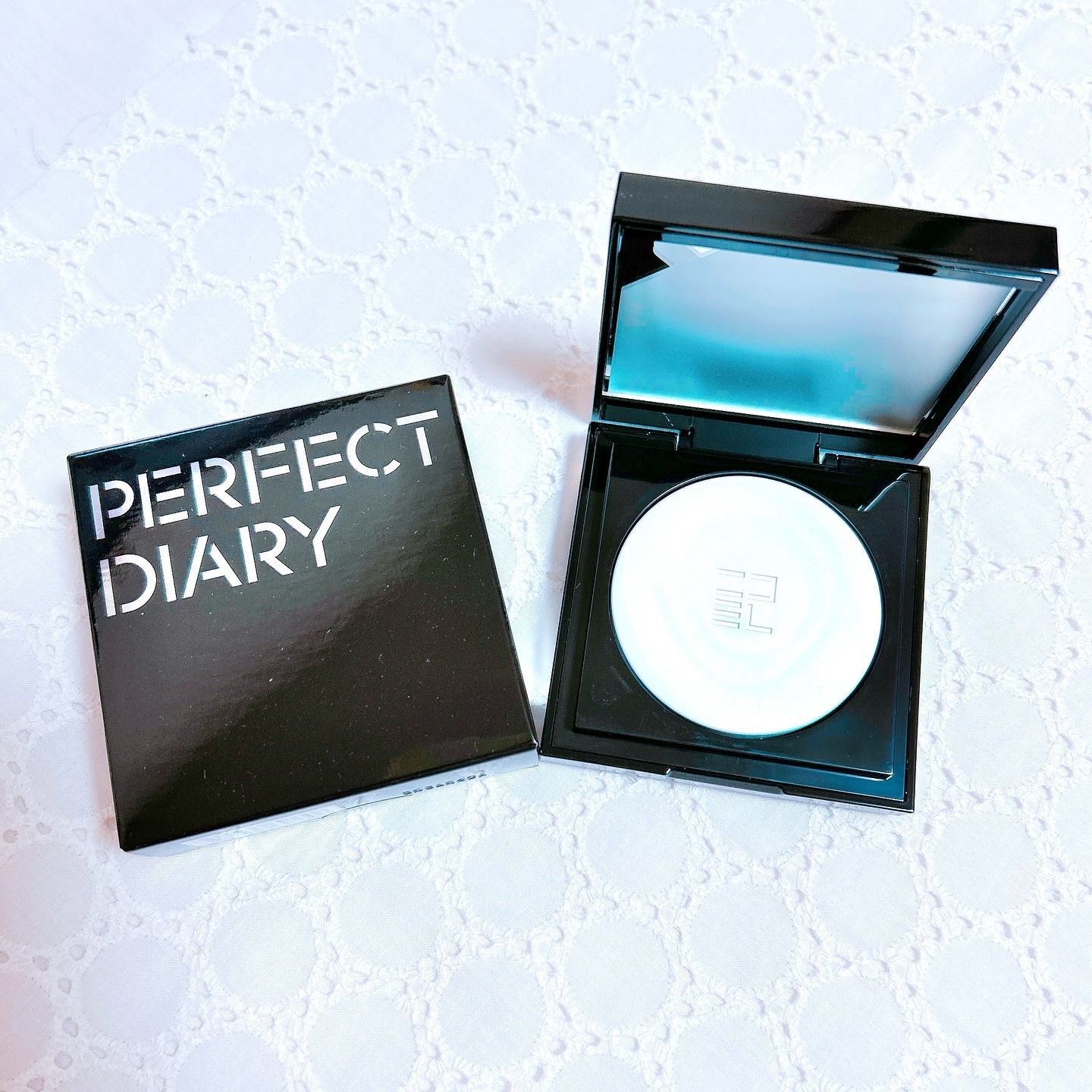 トランスルーシェント ブルーリング セッティング パウダー/PERFECT DIARY/プレストパウダーを使ったクチコミ（1枚目）