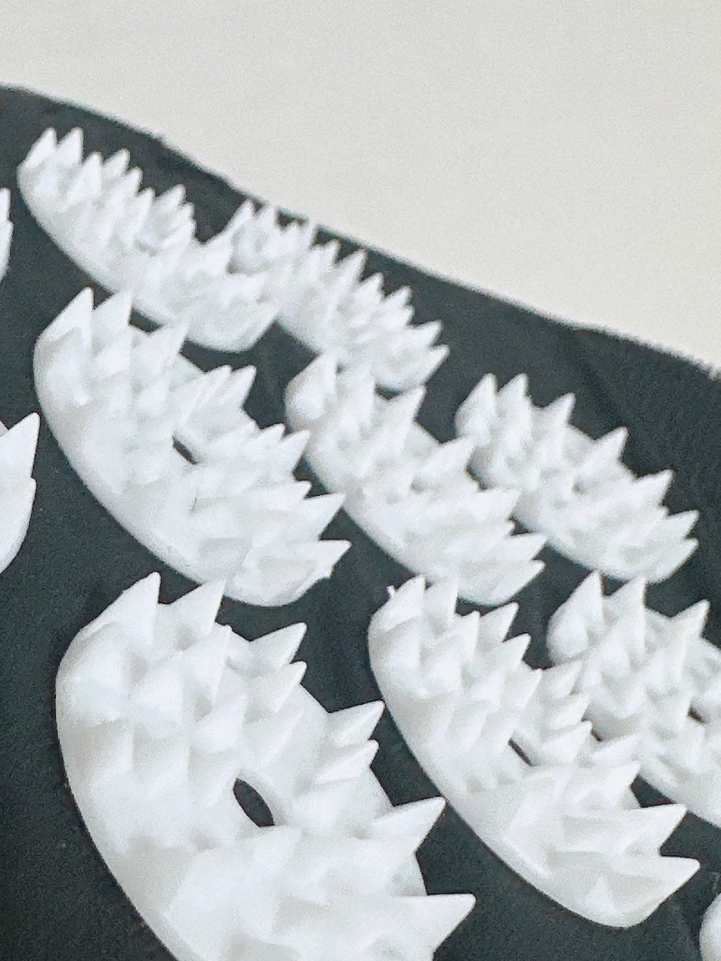 Tsukiko on LIPS 「【鍼マットレビュー】シャクティマットライト🧘♀️「最初は痛い..」(4枚目)