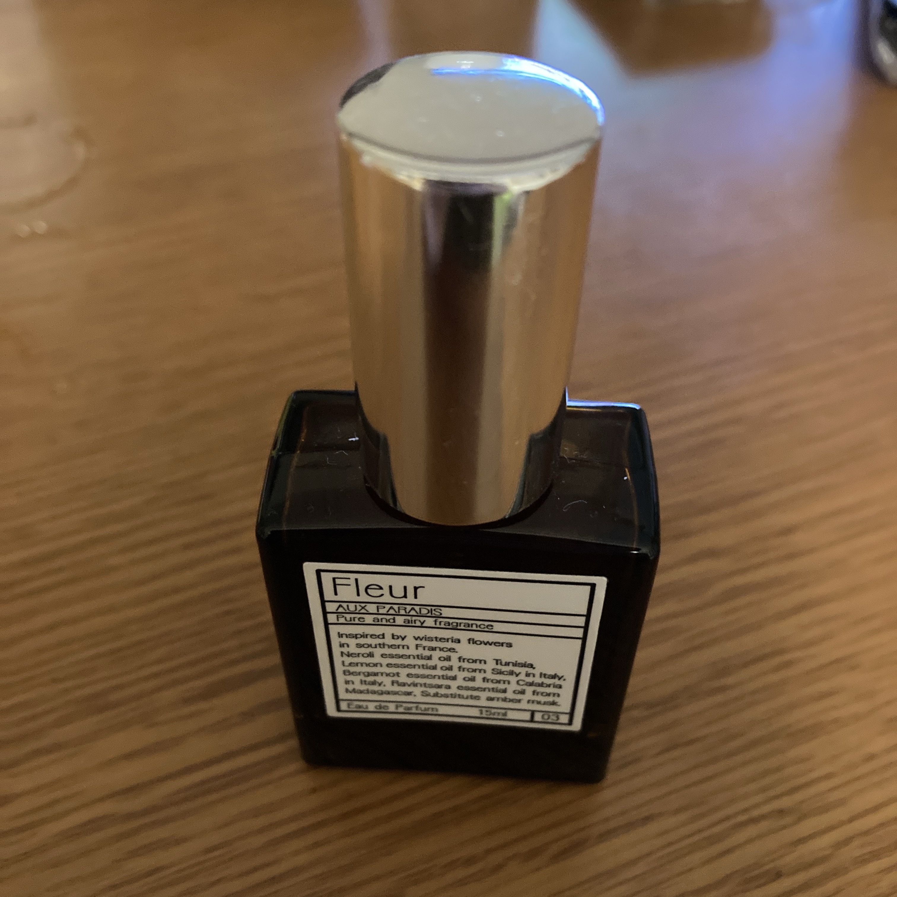 オードパルファム　#03 Fleur〔フルール〕 15ml/AUX PARADIS/香水(レディース)を使ったクチコミ（2枚目）