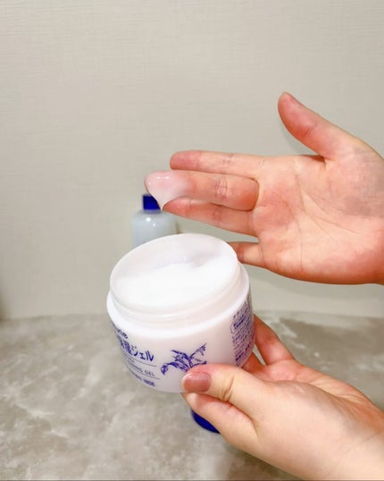 ハトムギ保湿ジェル(ナチュリエ スキンコンディショニングジェル)/ナチュリエ/美容液を使ったクチコミ(4枚目)