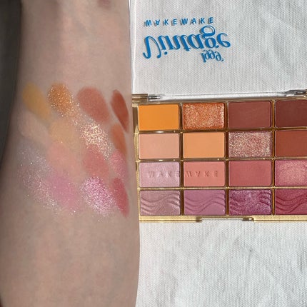 ソフトブラーリングアイパレット/wakemake/アイシャドウパレットを使ったクチコミ(5枚目)