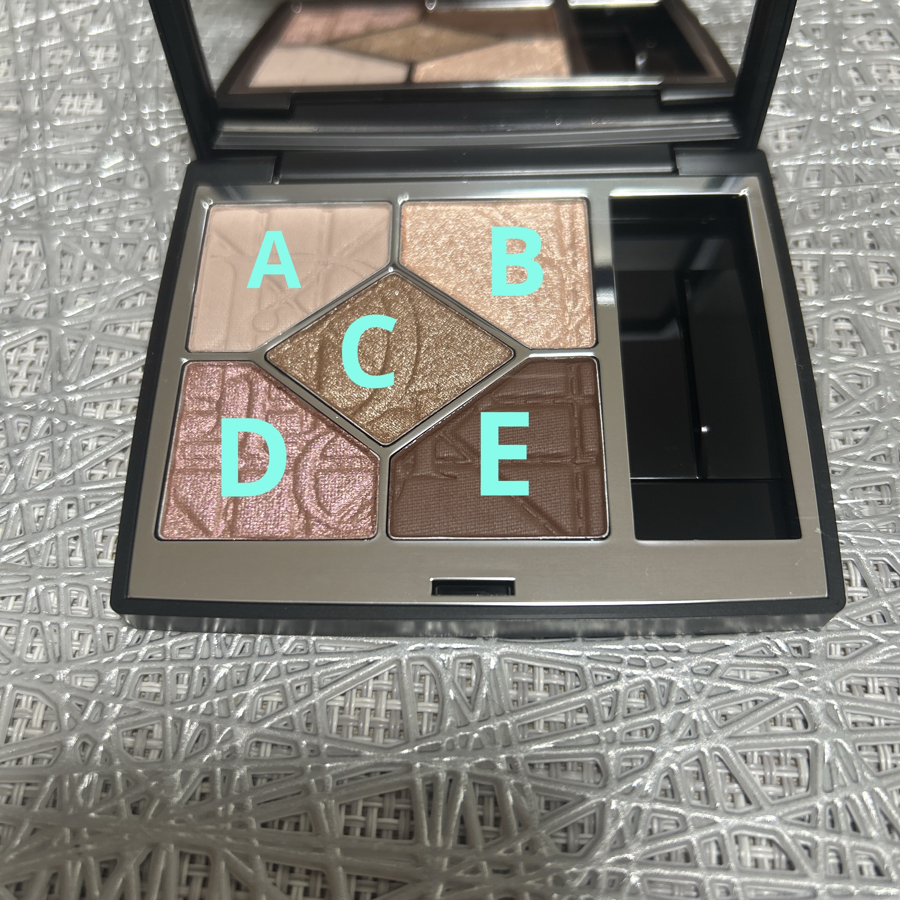 クリーミータッチライナー/キャンメイク/ジェルアイライナーを使ったクチコミ（3枚目）