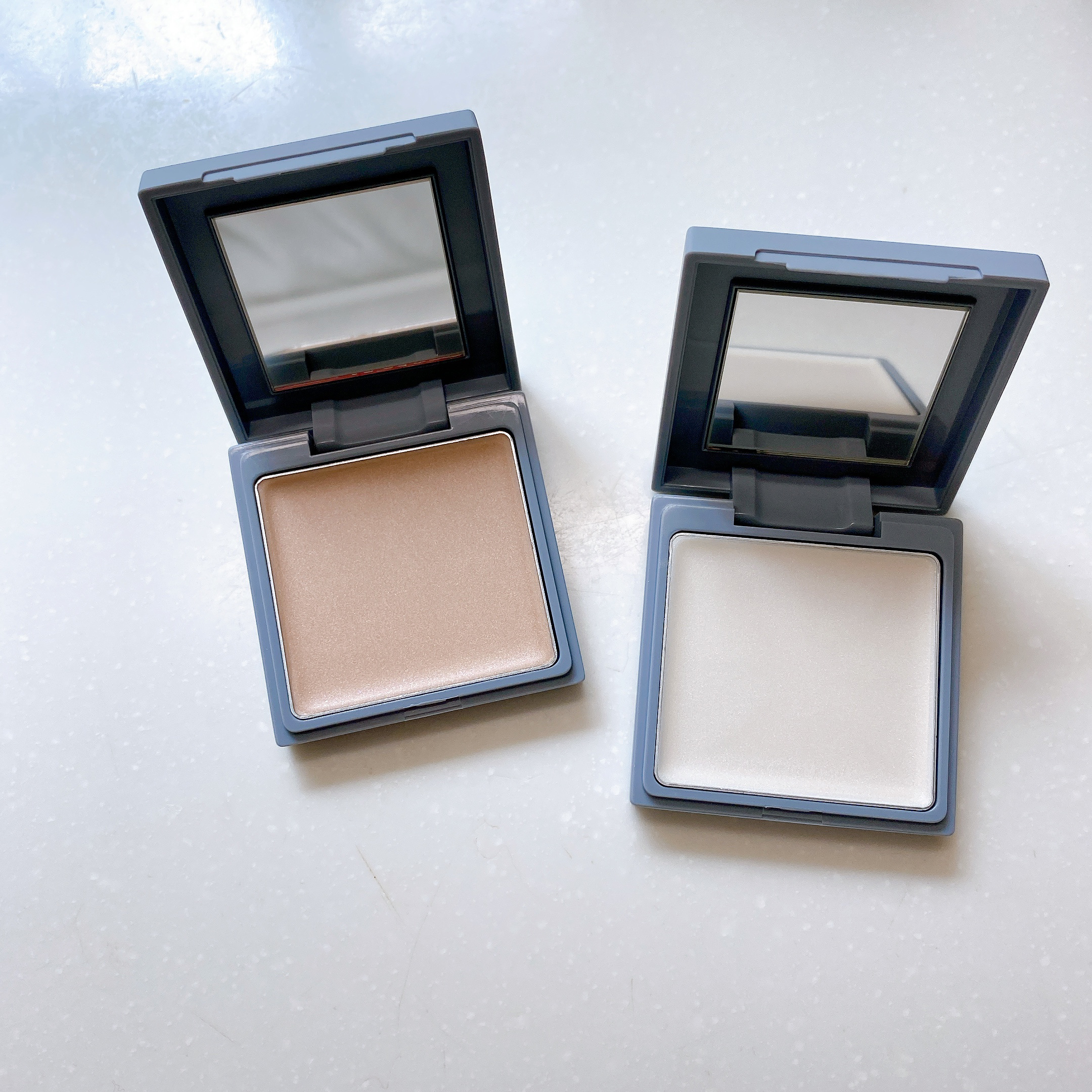 & WOLF シマーヌードイルミネーターのクチコミ「\& WOLF シマーヌードイルミネーター/

001 bloom

003 luna

チー.....」（2枚目）