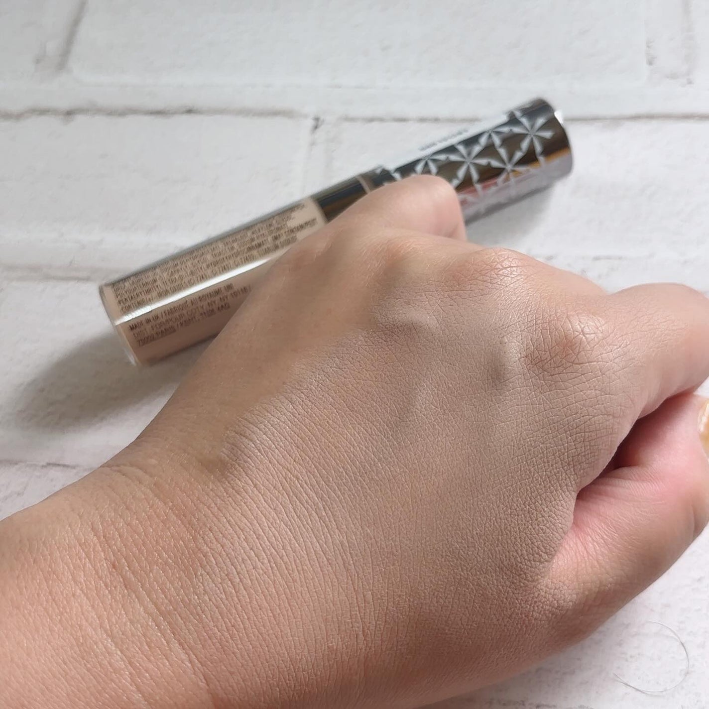 ザ マルチタスカー コンシーラー/リンメル ロンドン/リキッドコンシーラーを使ったクチコミ(5枚目)